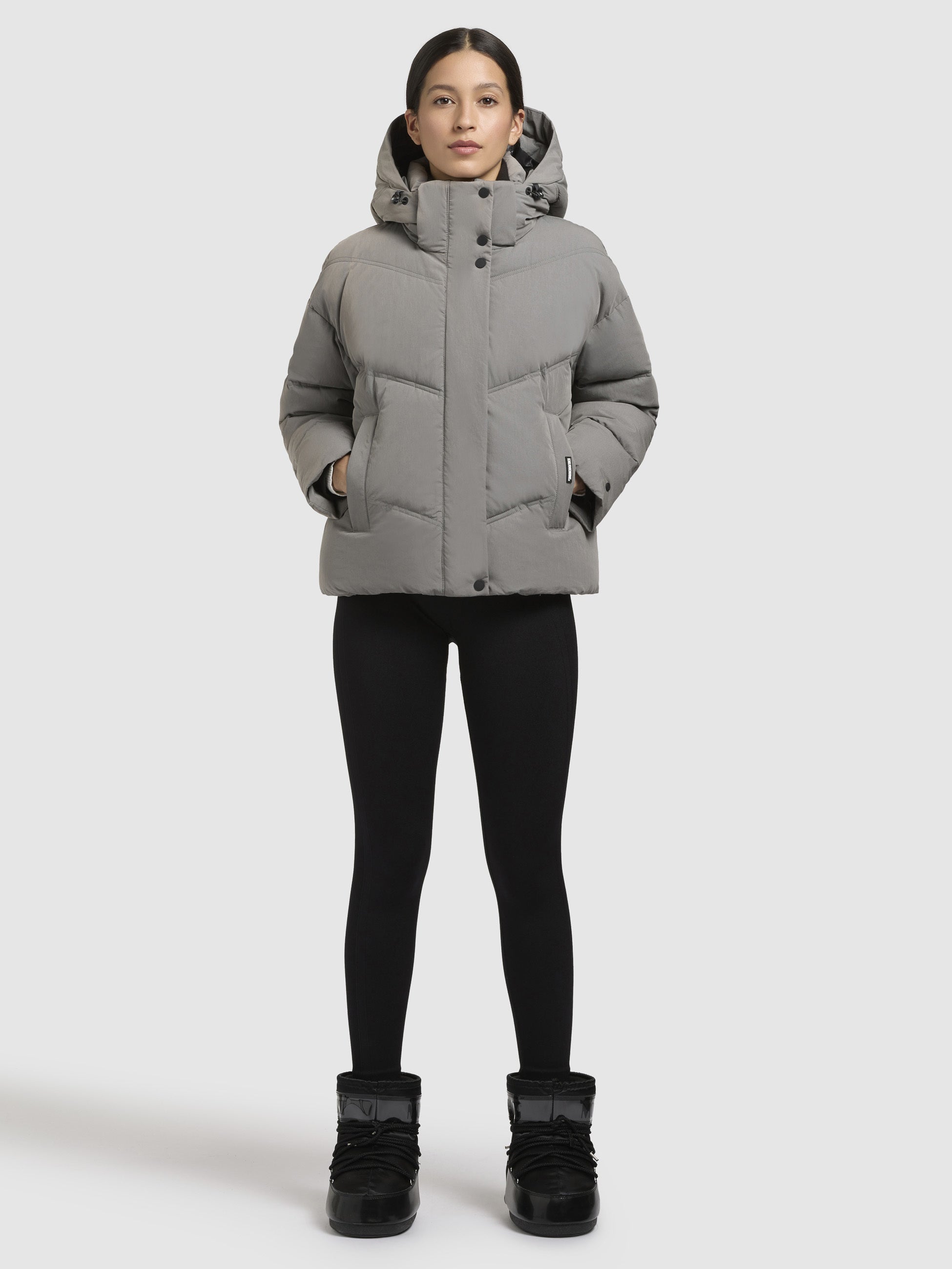 khujo-jacke-sarella-grau-wattierte-winterjacke-loose-fit image 1