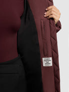 khujo-mantel-silene-moscato-red-wattierter-wintermantel-damen-mit-kapuze image 8