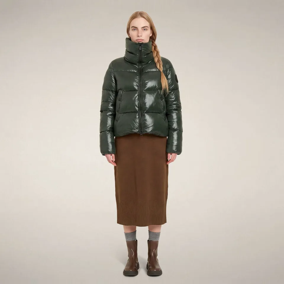save-the-duck-isla-steppjacke-damen-nori-gr-n-laqu-mit-hohem-kragen image 1