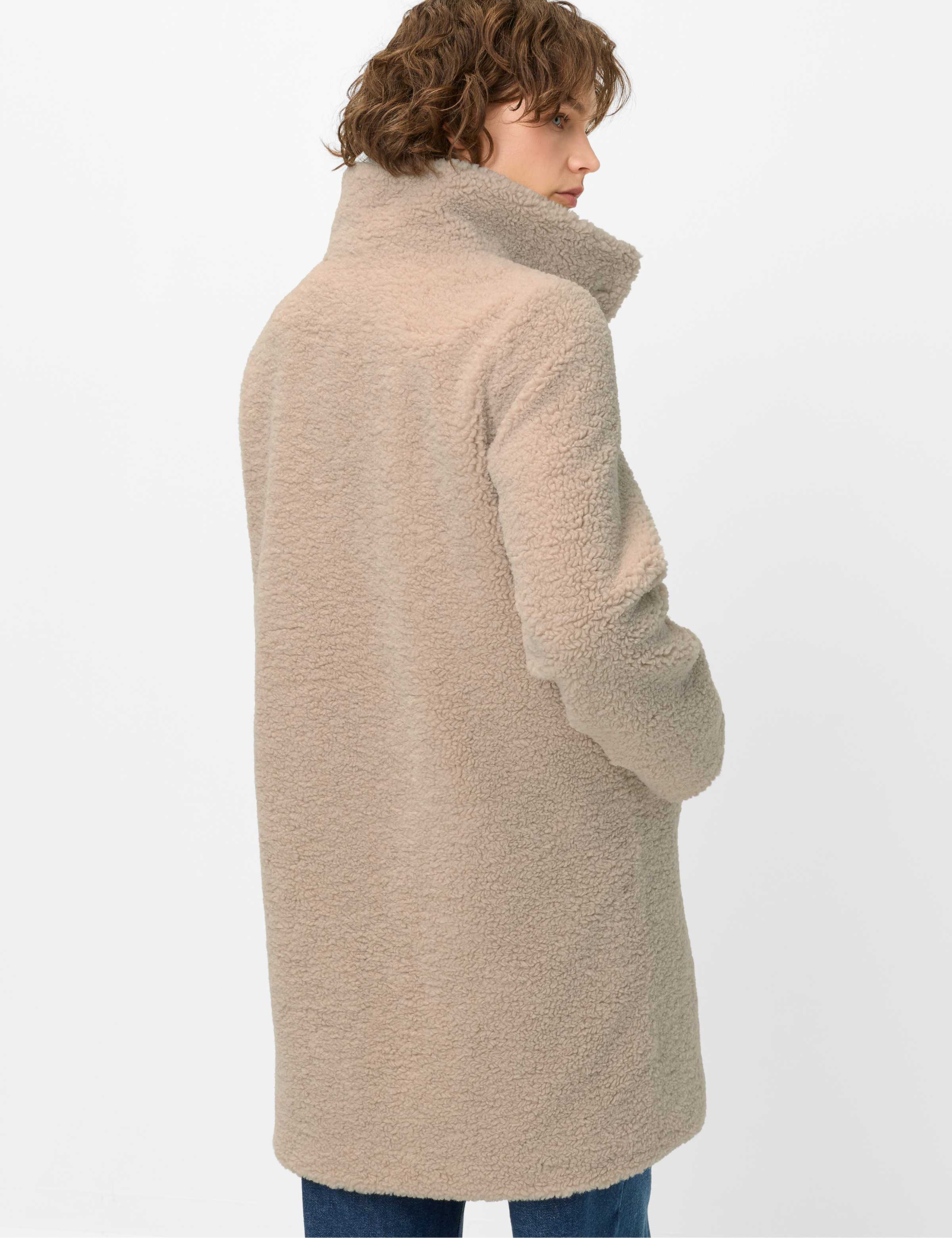 fuchs-schmitt-kurzmantel-basel-damen-teddy-kurzmantel-mit-stehkragen image 2