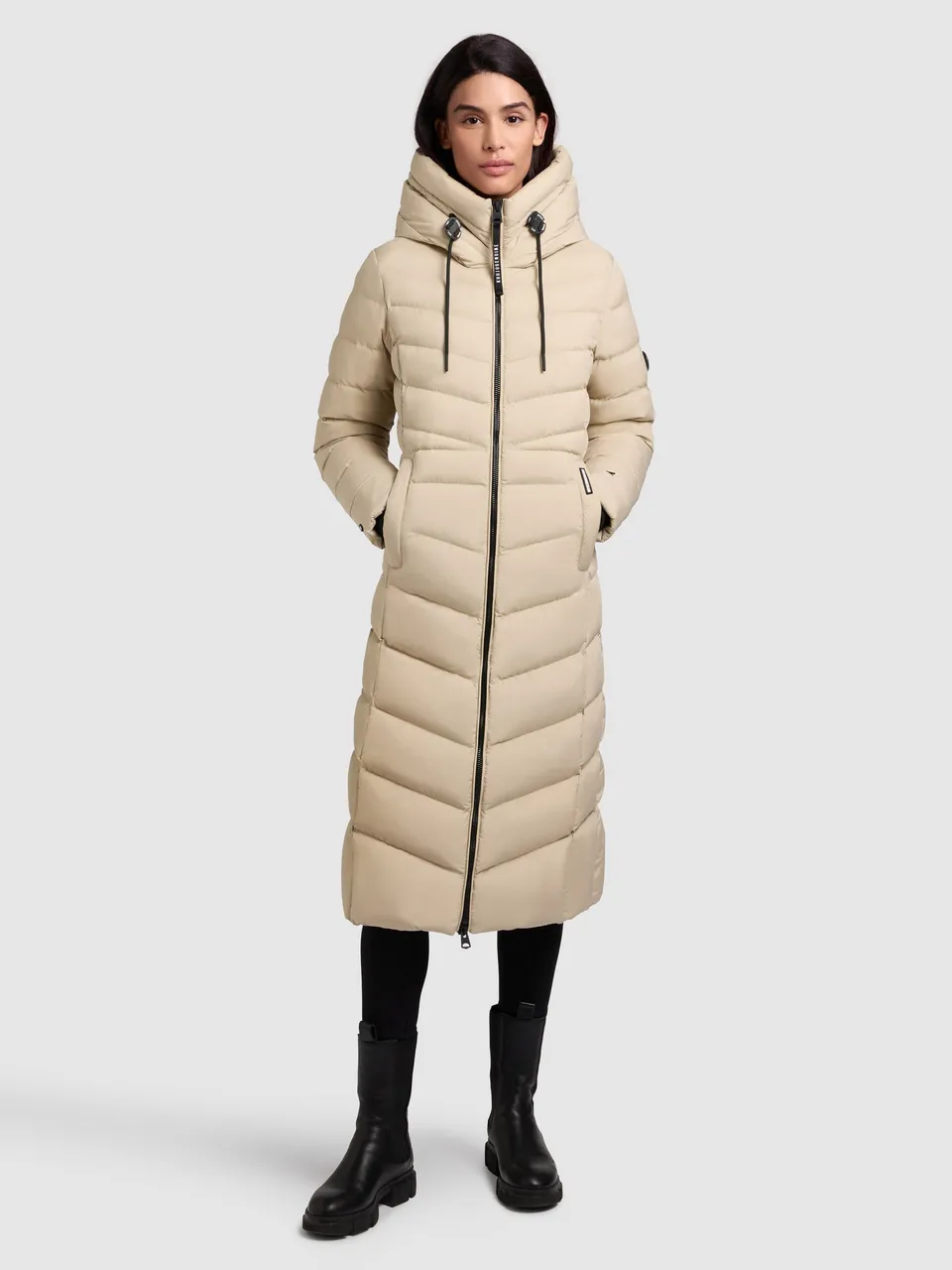 khujo-mantel-ingram4-beige-taillierter-damen-steppmantel-knielang-mit-kapuze image 1