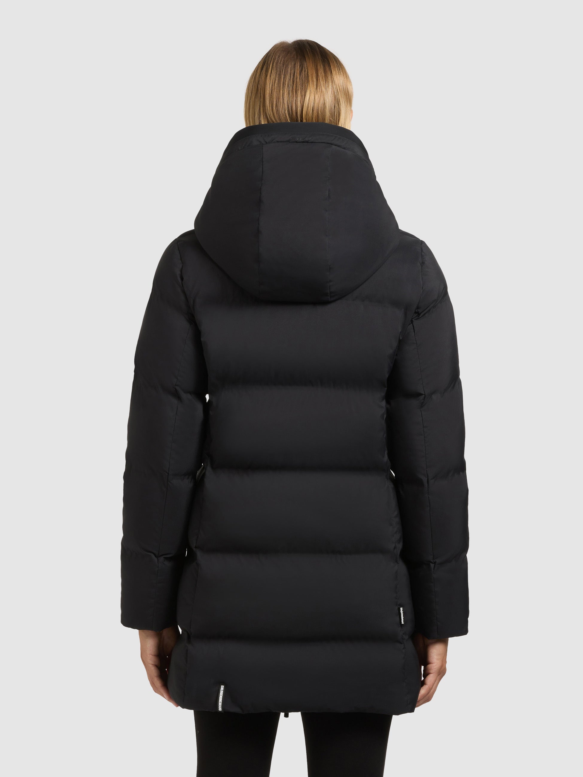 khujo-tanare3-damen-steppjacke-black-schwarz-regular-fit-winterjacke-mit-kapuze image 3