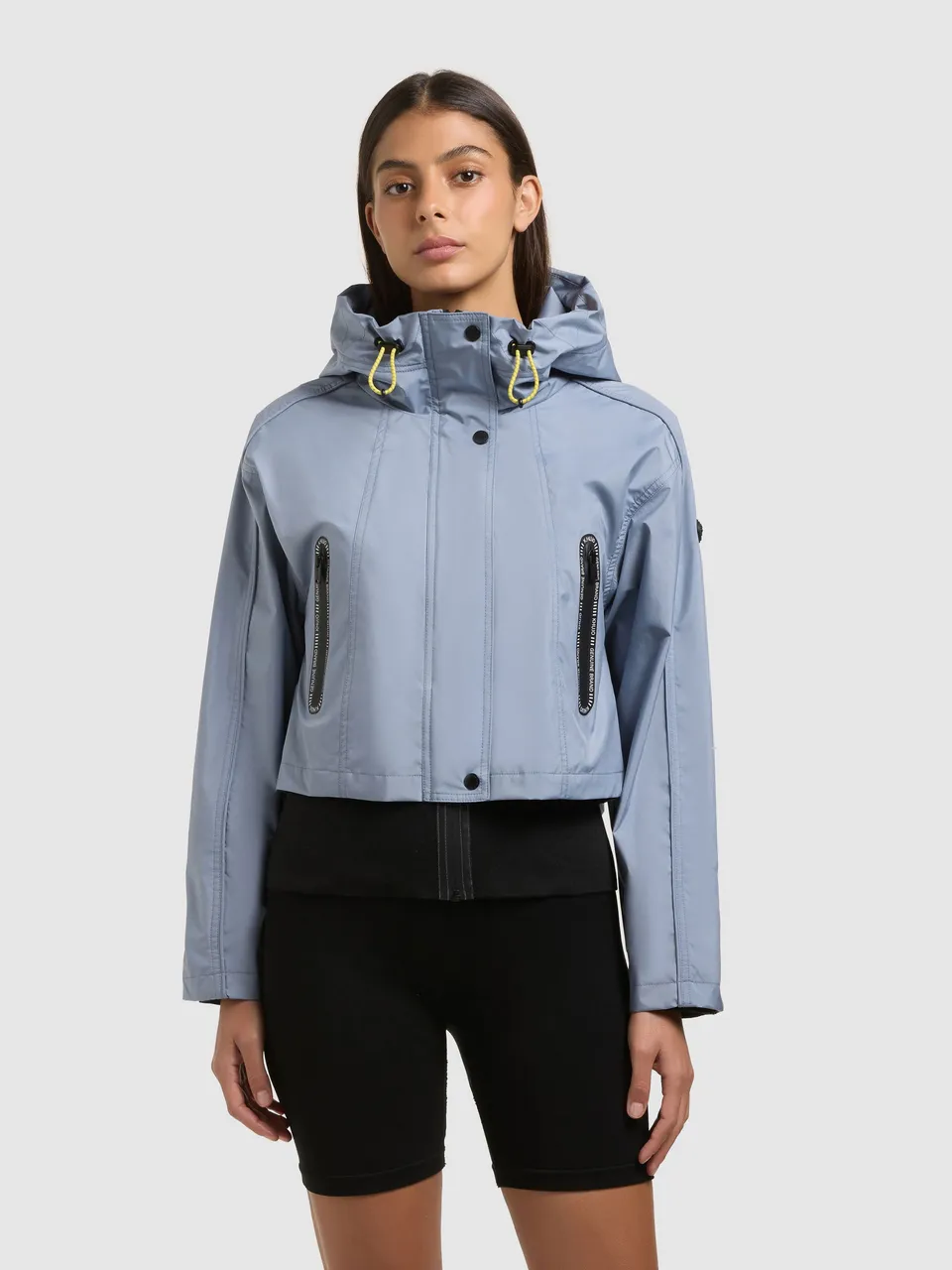 khujo-jacke-amelia-misty-blue-wasserabweisender-windbreaker-kurz image 1