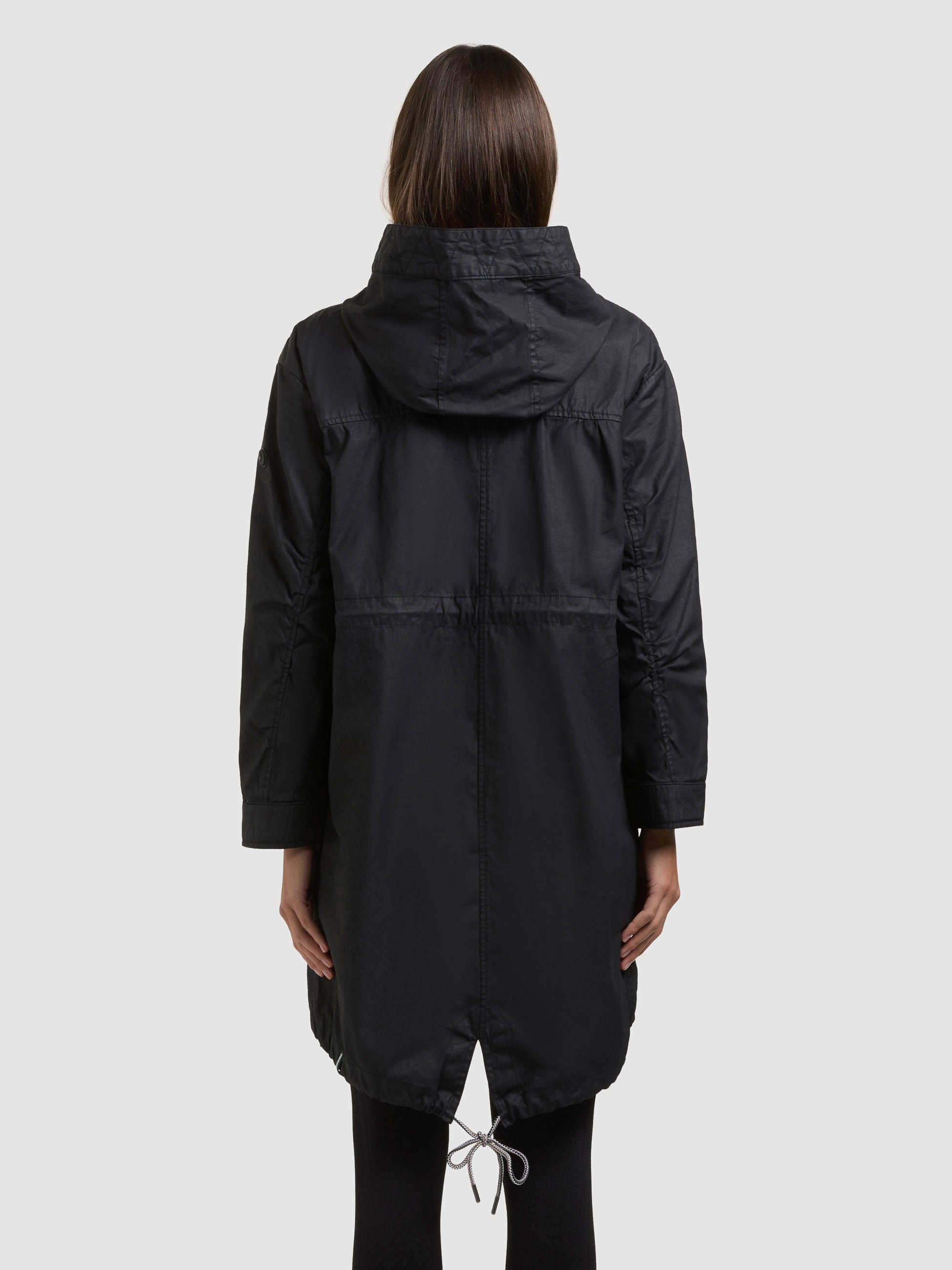 khujo-nele-damen-mantel-black-aus-gewachster-baumwolle image 3