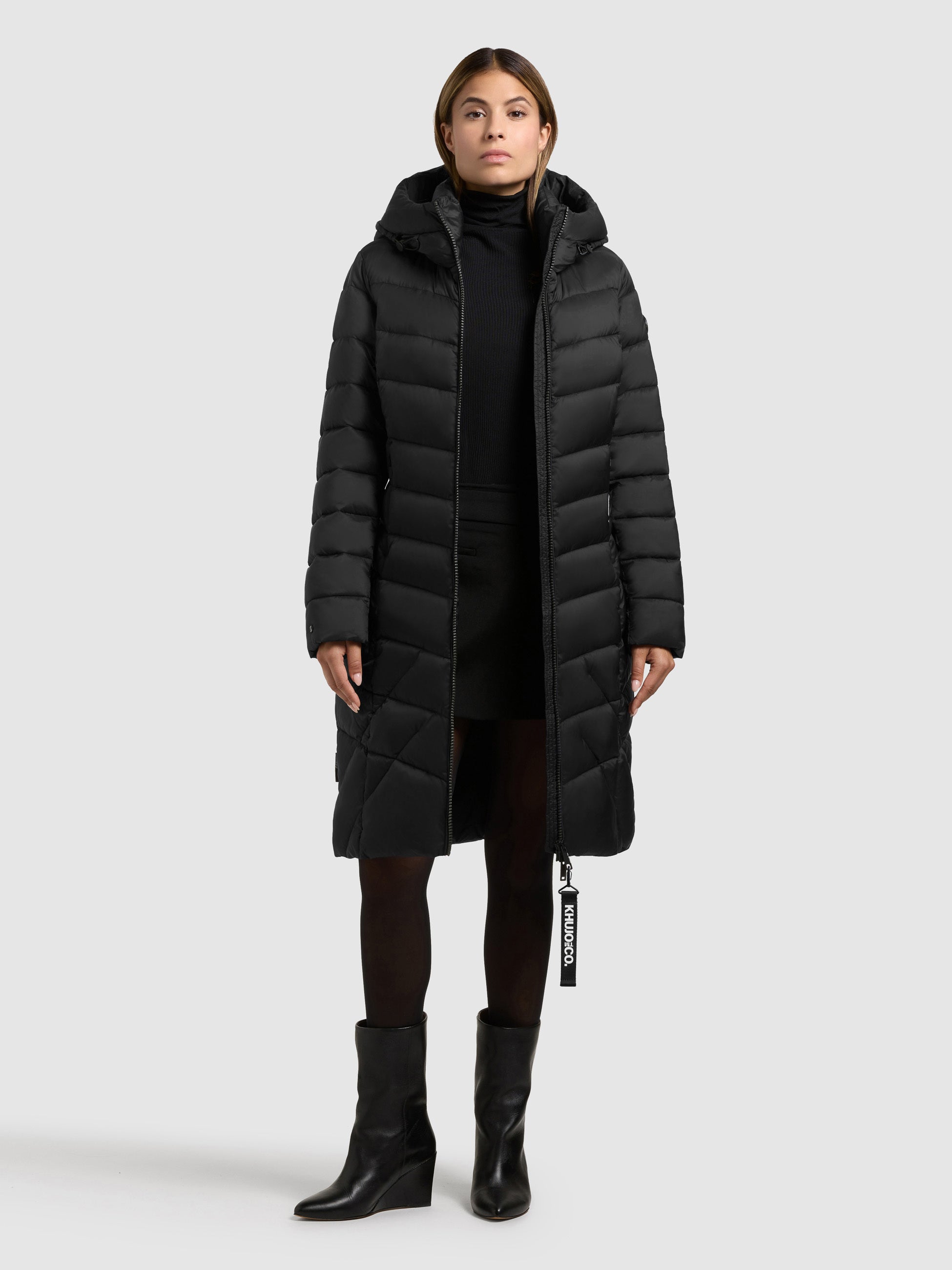 khujo-mantel-odana4-black-knielanger-wattierter-steppmantel-damen image 1