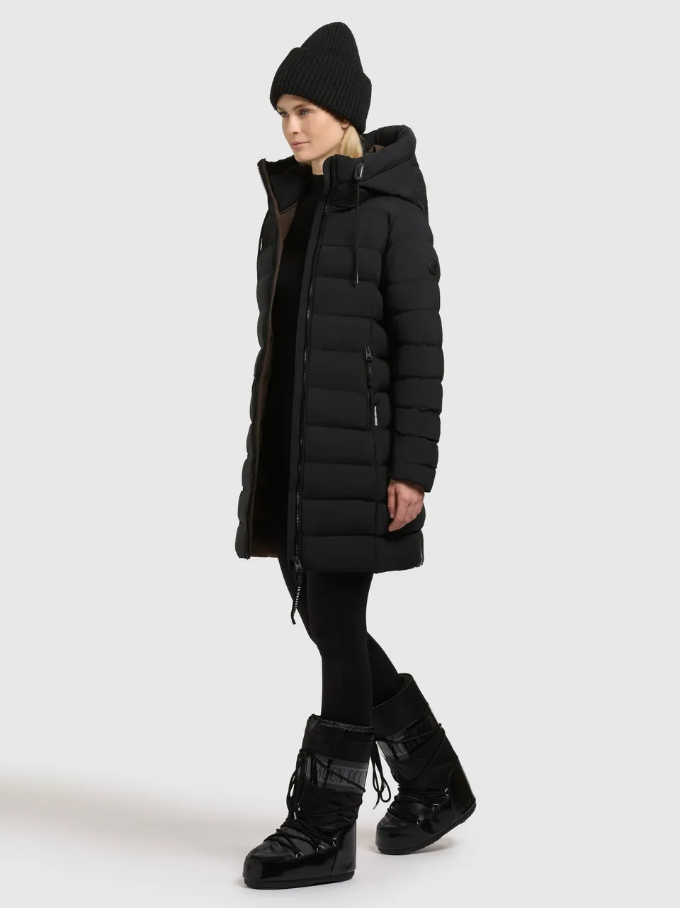 khujo-jacke-neptar-black-damen-steppjacke-leicht-mit-kapuze image 1