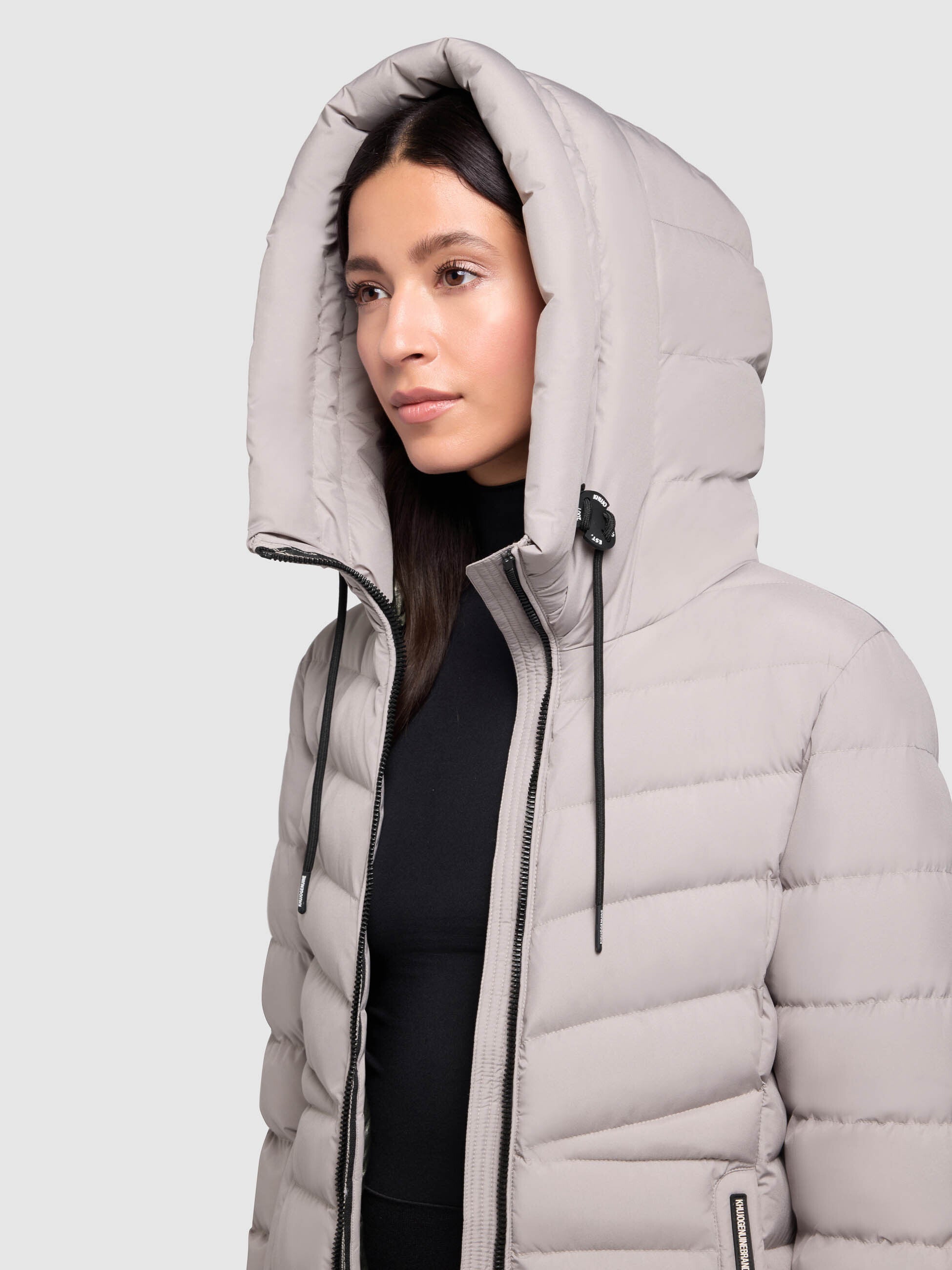 khujo-ingram4-damen-mantel-blizzard-grey-knielanger-steppmantel-tailliert image 7