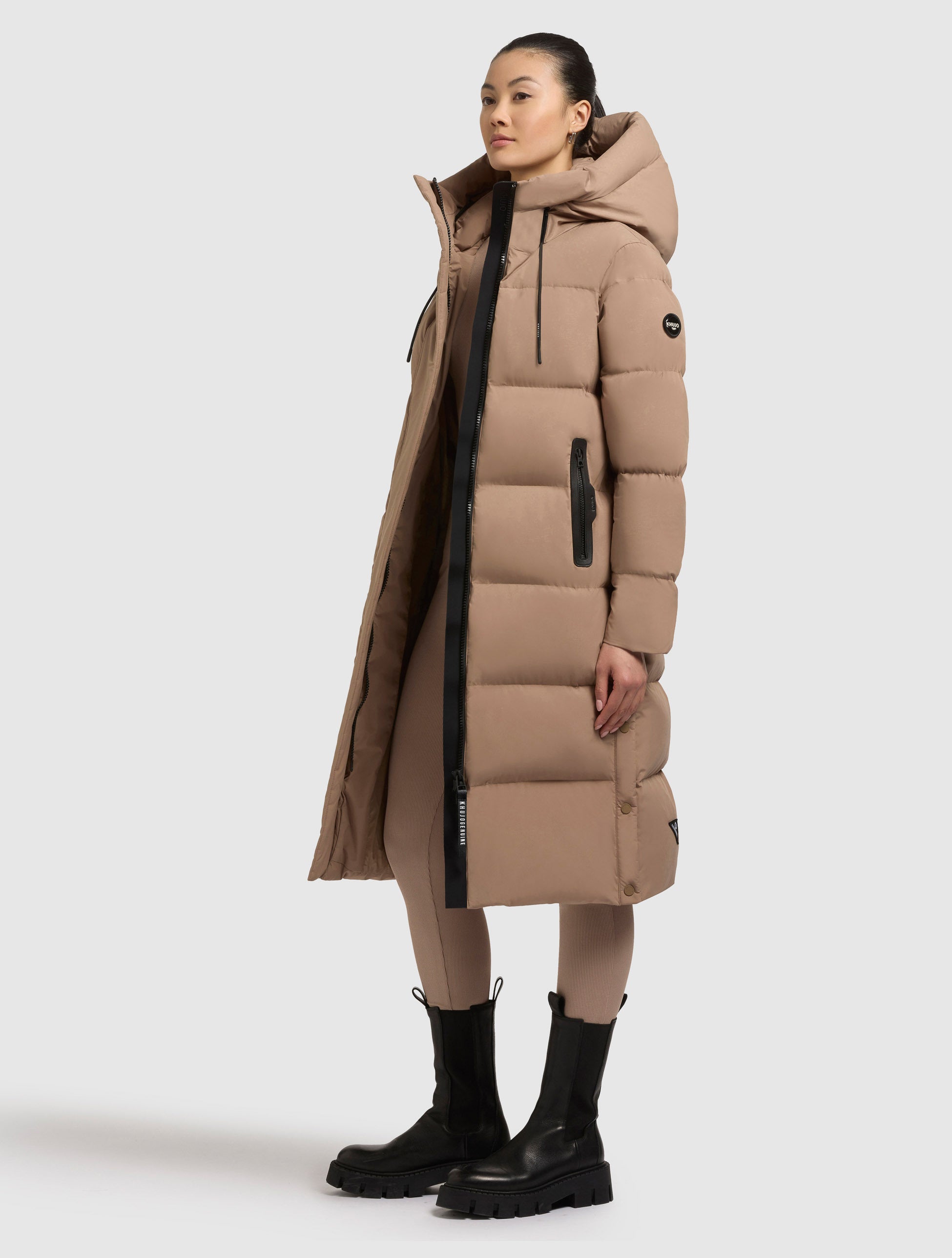 khujo-mantel-coulin-matt-cookie-beige-damen-steppmantel-knielang image 2