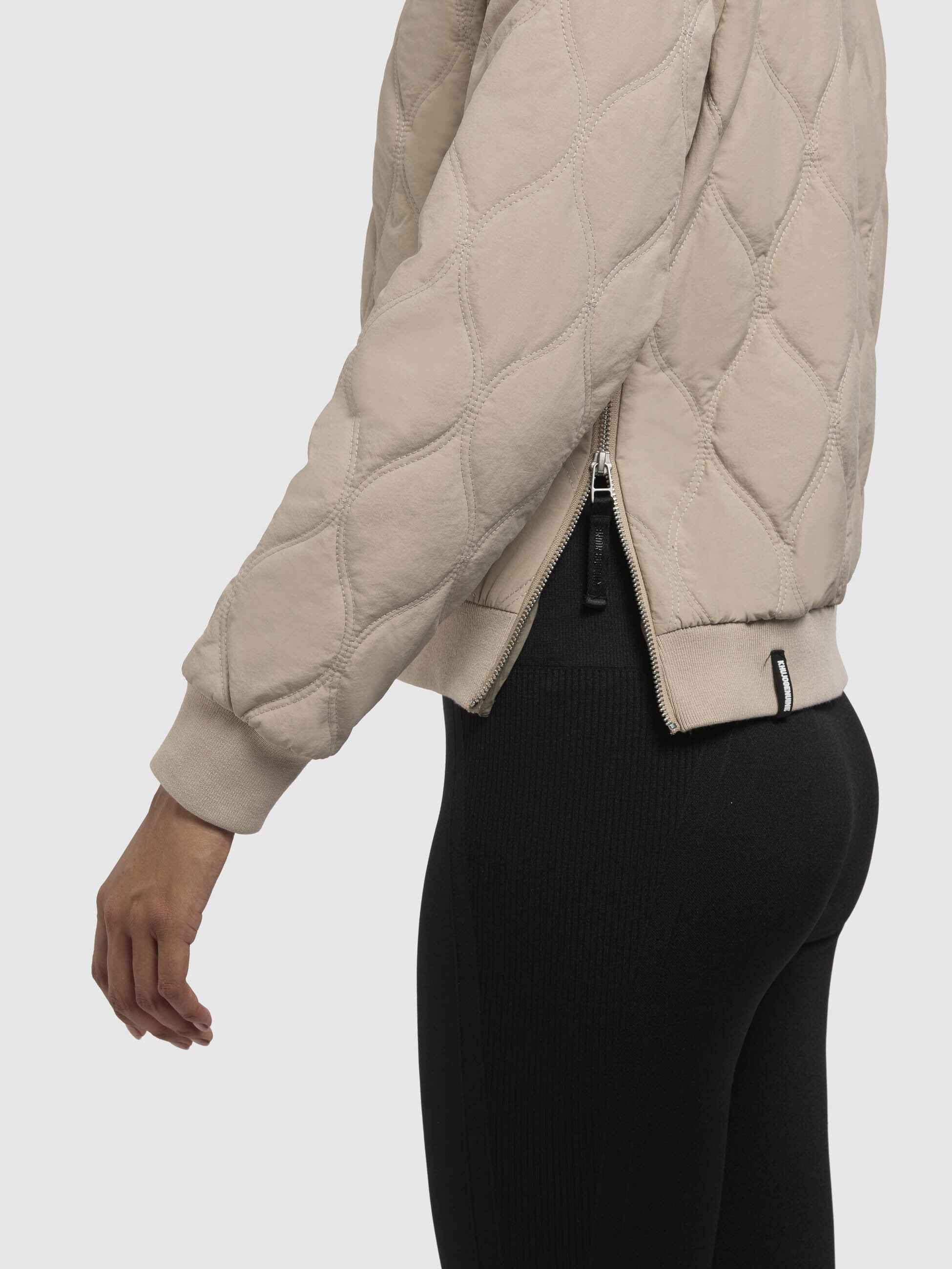 khujo-jacke-feen-beige-steppjacke-bomber-damen-h-ftlang image 8