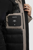 khujo-mantel-charlyn5-graubeige-wattierter-damen-wintermantel image 8