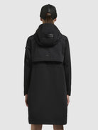khujo-mantel-manao-damen-sommerparka-regular-fit-in-schwarz image 3