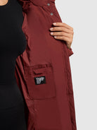 khujo-coat-sensy-wadenlanger-steppmantel-in-dark-red image 8