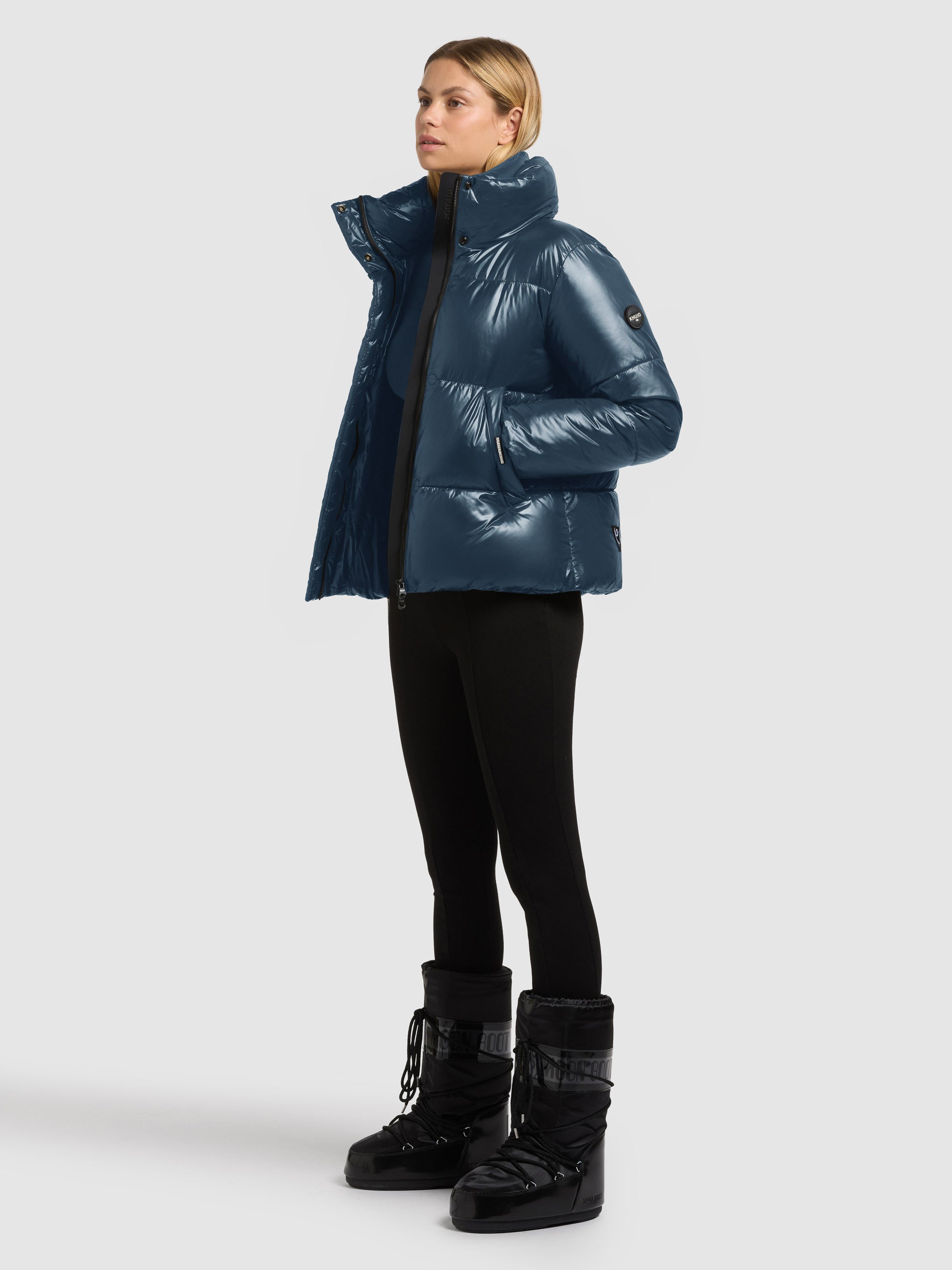 khujo-jacke-nala-dim-blue-gl-nzende-damen-winter-steppjacke-loose-fit-h-ftlang image 2