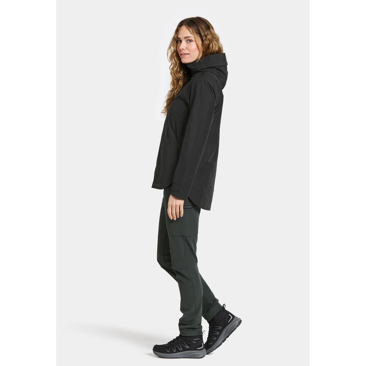 didriksons-tilde-damen-softshelljacke-wasserdicht-mit-kapuze image 6