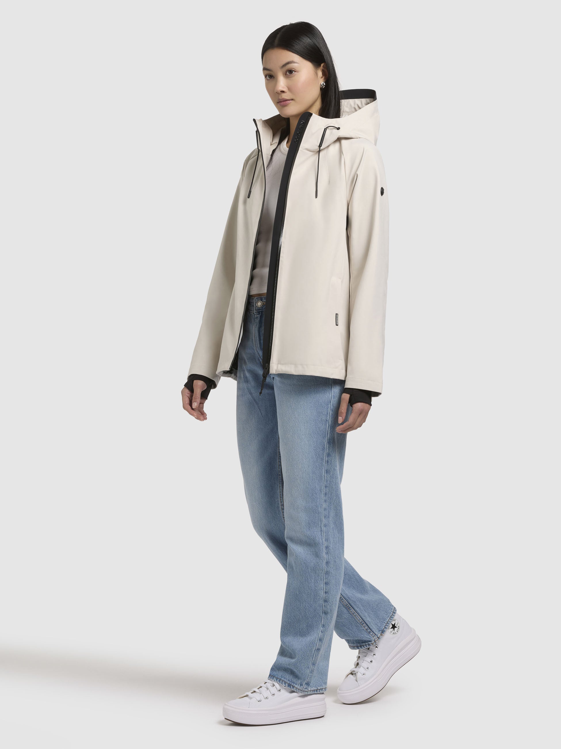 khujo-jacke-woom-damen-regenjacke-naturwei-wasserabweisend image 1