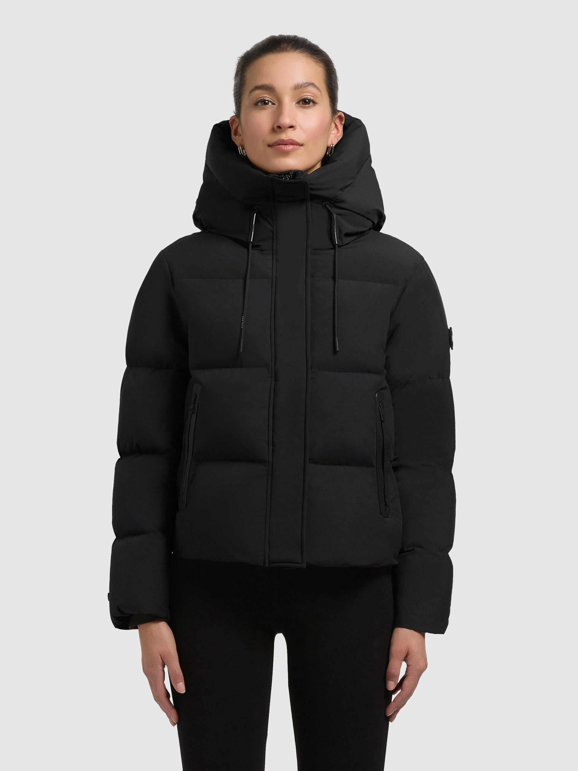 khujo-enits-steppjacke-matt-black-ultraleichte-damen-winterjacke-mit-kapuze image 4