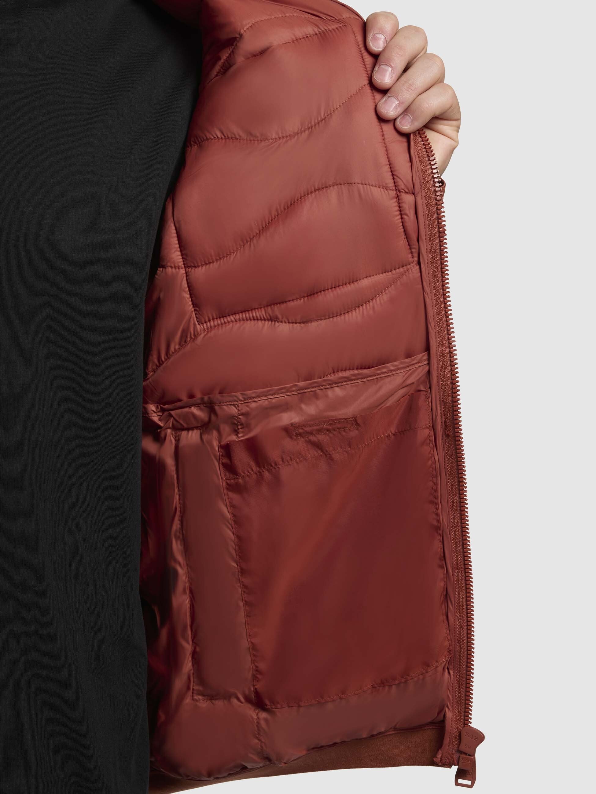 khujo-jacke-omer-rotbraun-steppjacke-h-ftlang-gesteppt-mit-kapuze image 8