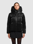 khujo-jacke-audrey-shiny-black-wattierte-damen-steppjacke-loose-fit image 4