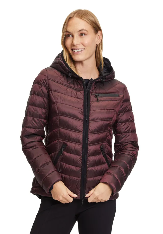 gil-bret-9049-6252-damen-jacke-mit-kapuze-changeant-steppjacke image 1