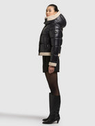 khujo-jacke-nessie2-black-kurze-damen-steppjacke-mit-teddyfleece image 5
