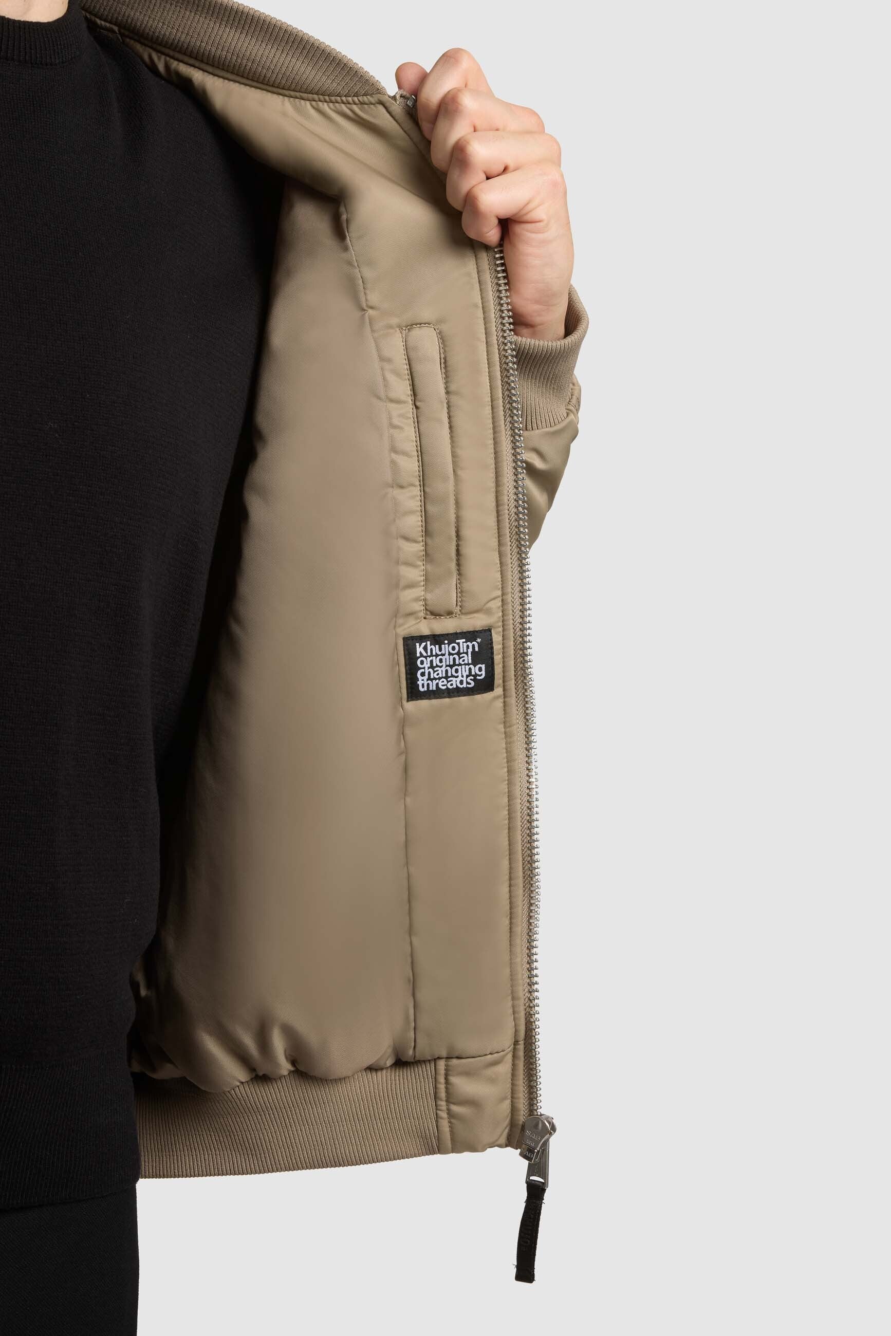 khujo-jacke-adon-bomber-beige-bergangsjacke-h-ftlang image 8