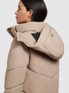 khujo-coat-torino4-sand-damen-steppmantel-knielang image 8