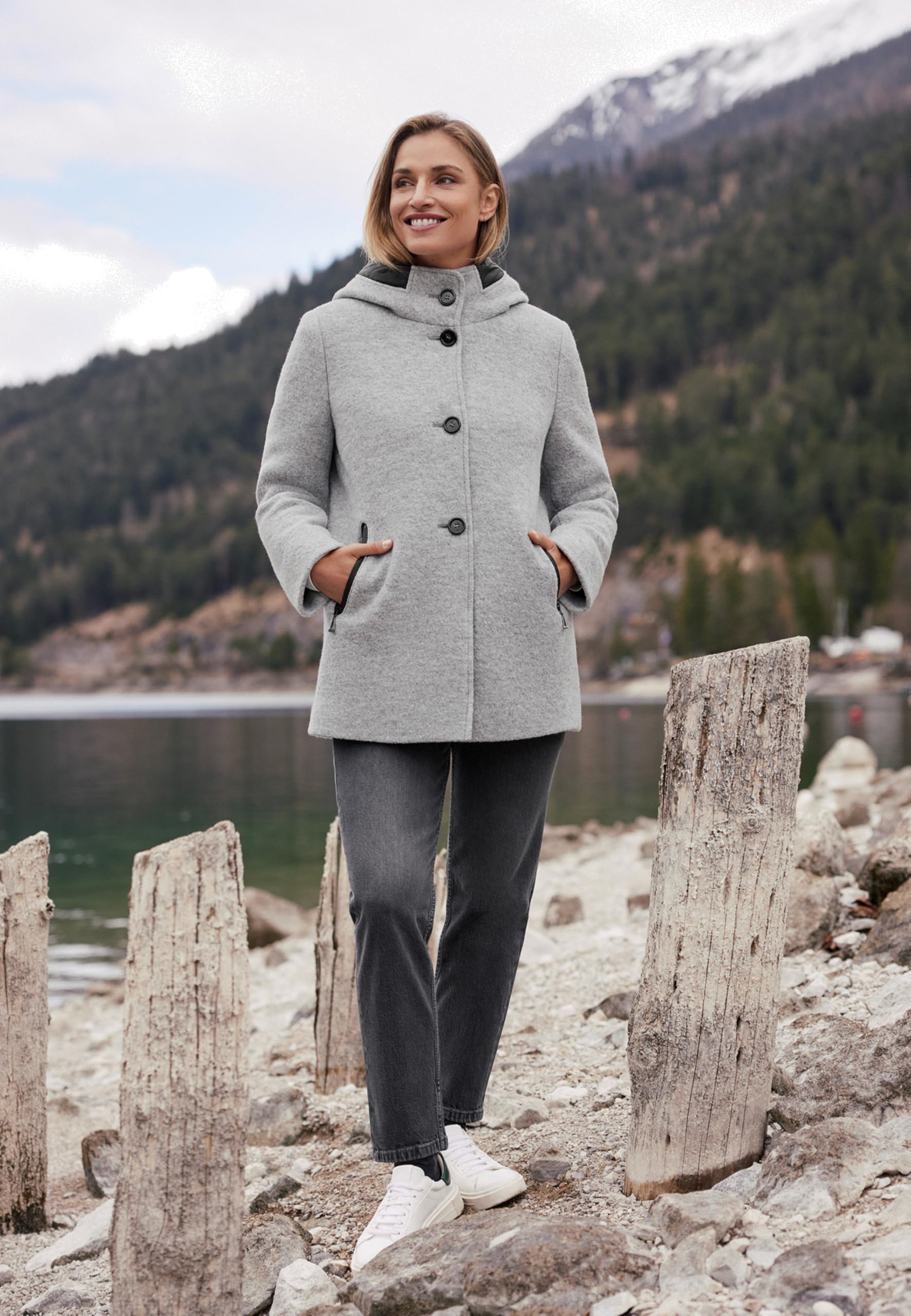 gil-bret-damen-wolljacke-ida-aus-kochwolle-mit-kapuze image 3