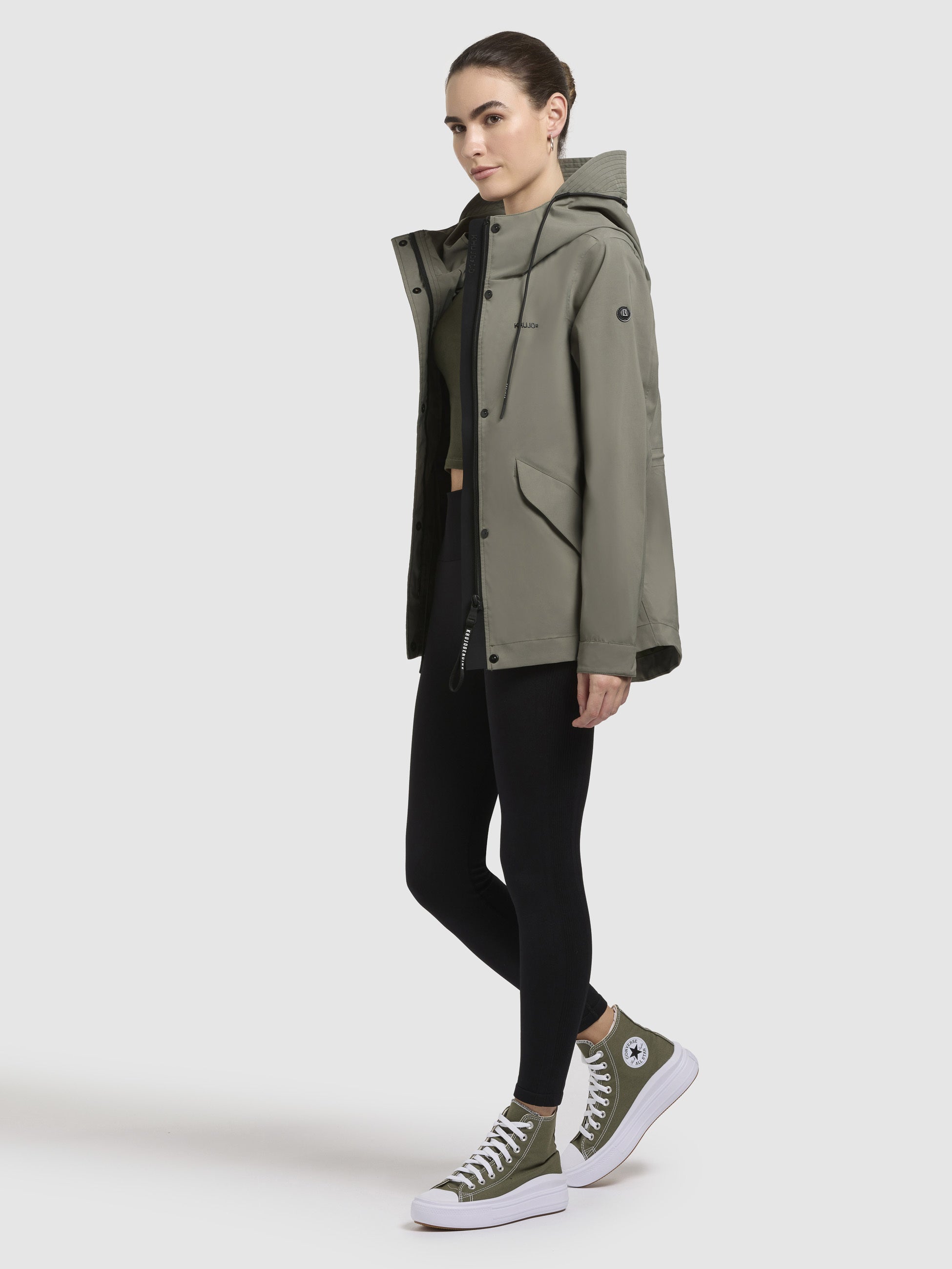 khujo-jacke-sang-graugr-n-leichte-regenjacke-damen-regular-fit image 2