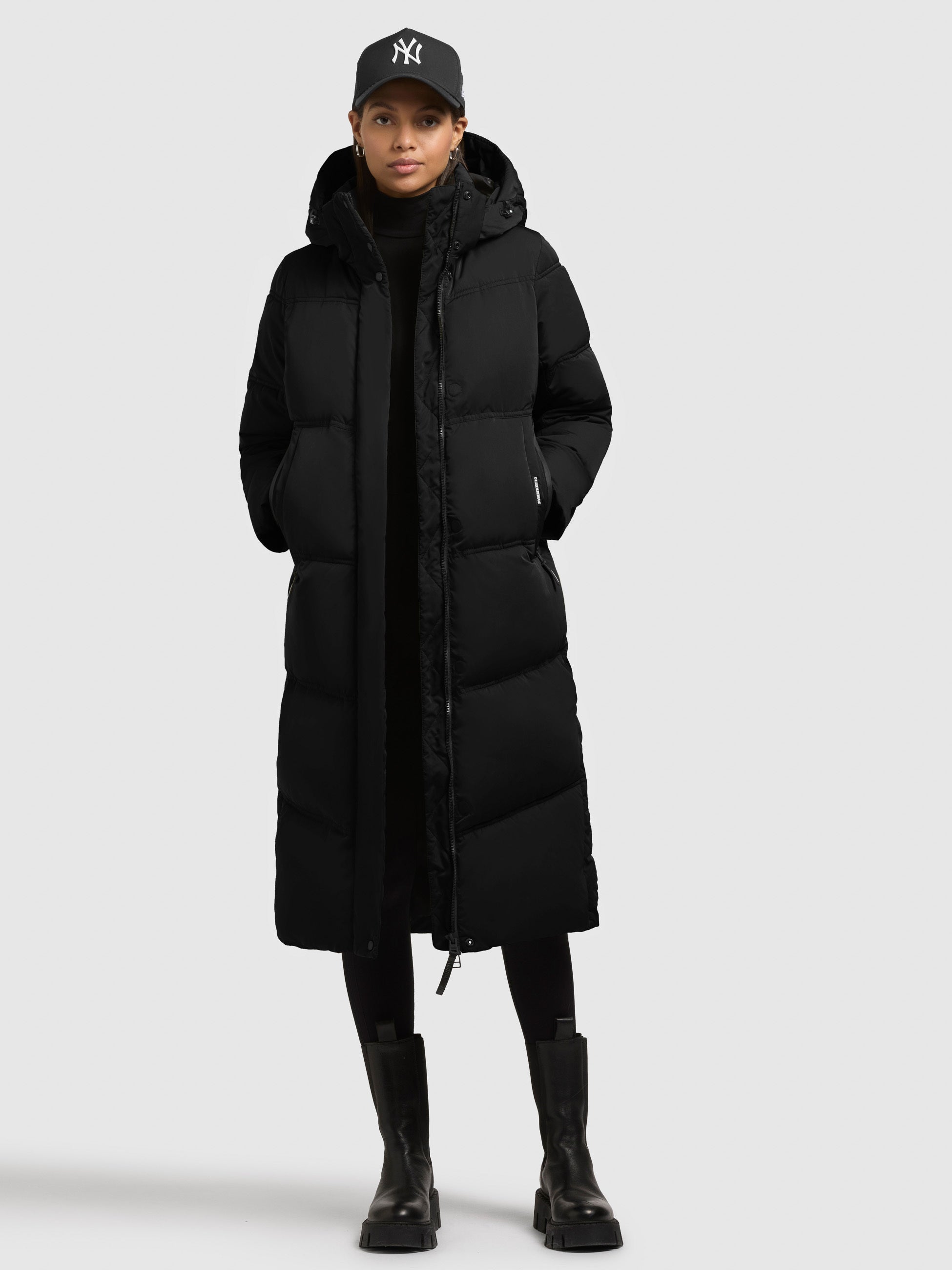 khujo-mantel-luga2-black-damen-steppmantel-knielang image 1