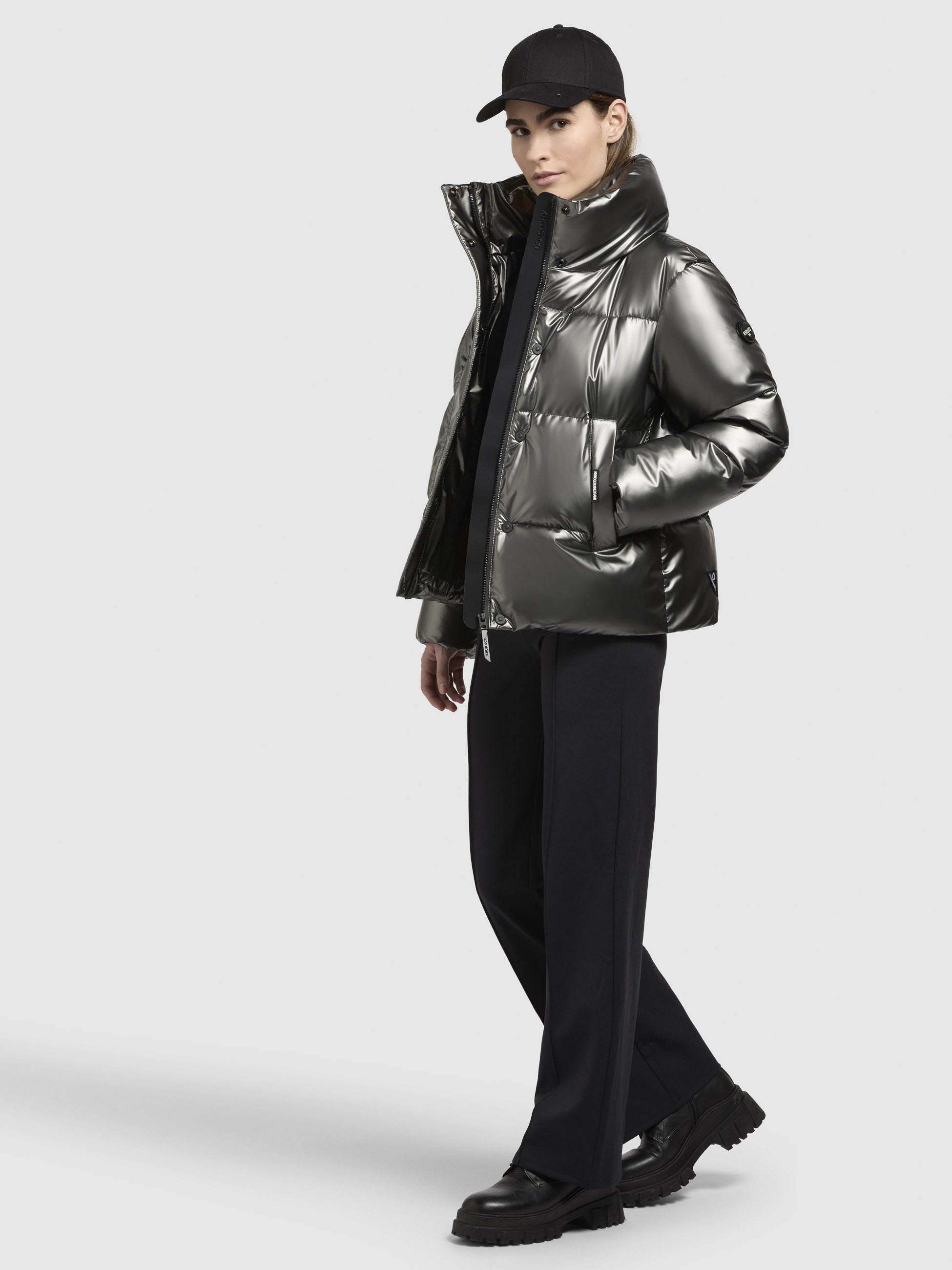 khujo-jacke-rinja-shiny-grau image 2