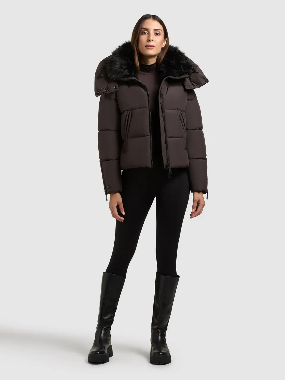 khujo-jacke-petunia-moody-plum-winterjacke-mit-abnehmbarer-kapuze-und-kunstfell- image 1