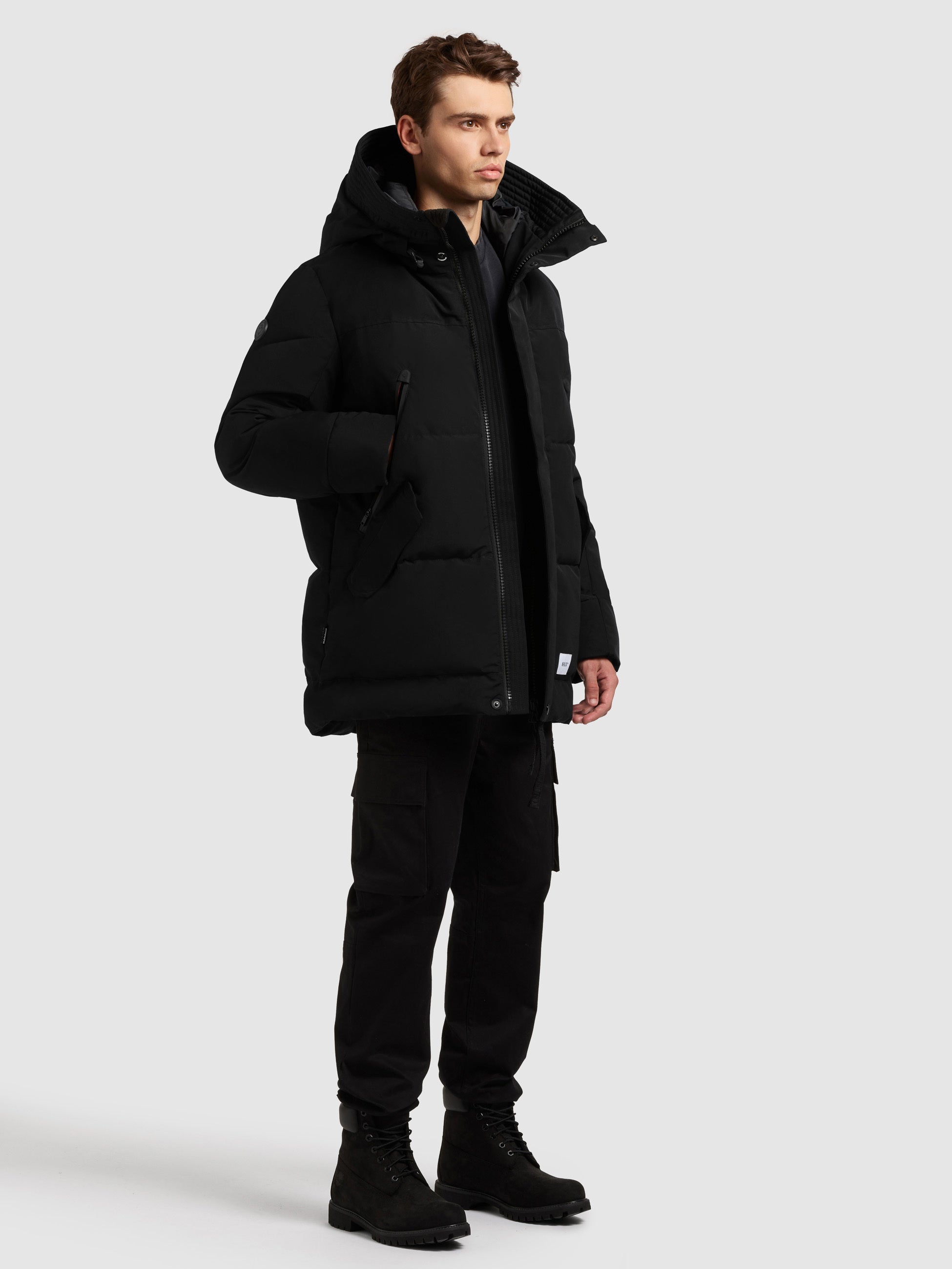 khujo-jacke-kanf2-black-steppjacke-mit-kapuze-und-verl-ngertem-r-cken image 6
