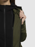 khujo-jacke-seeam-olivgr-n-h-ftlange-damen-bomberjacke-mit-herausnehmbarem-kapuz image 8