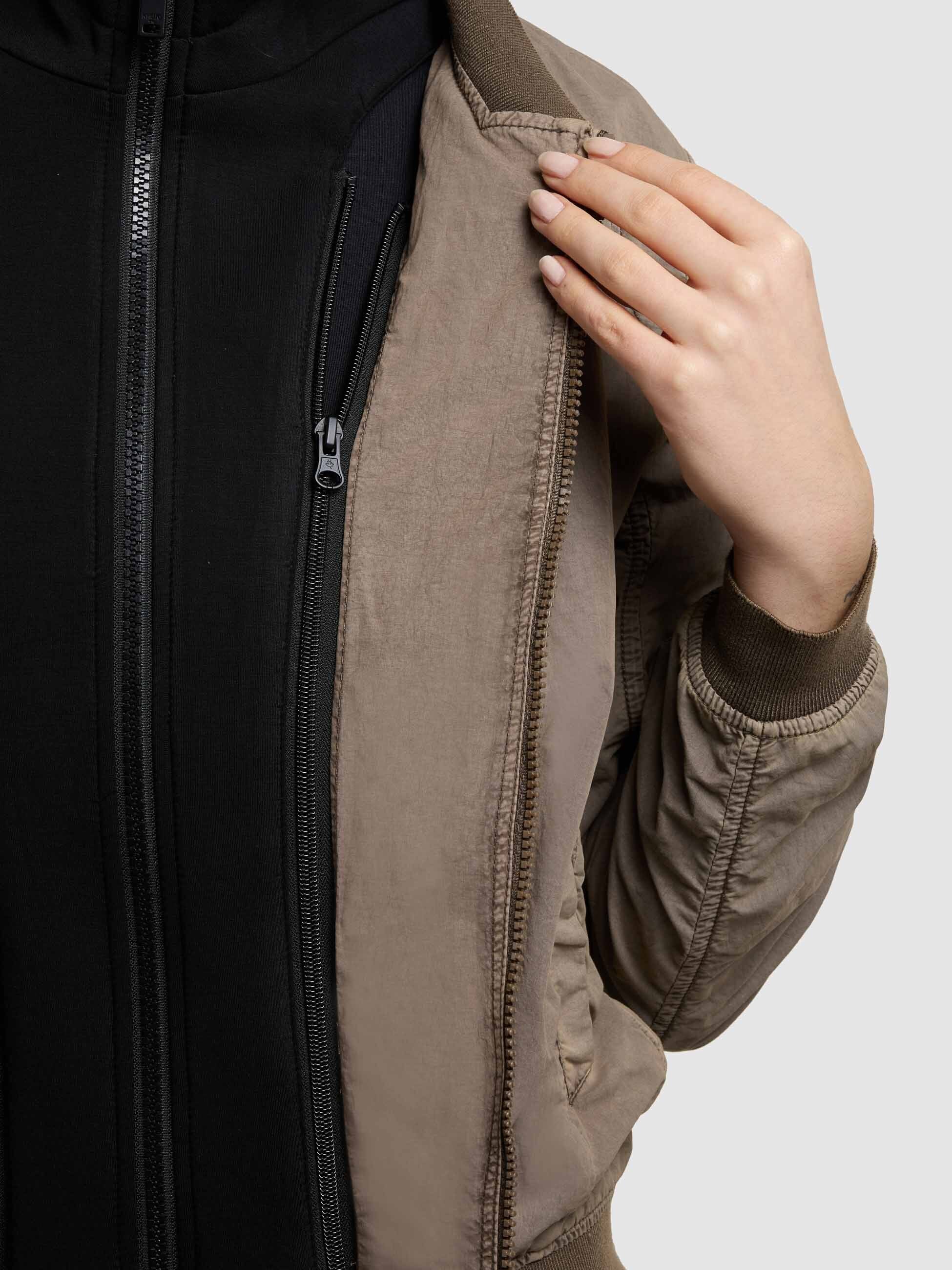 khujo-jacke-meets-2in1-latte-brown image 8