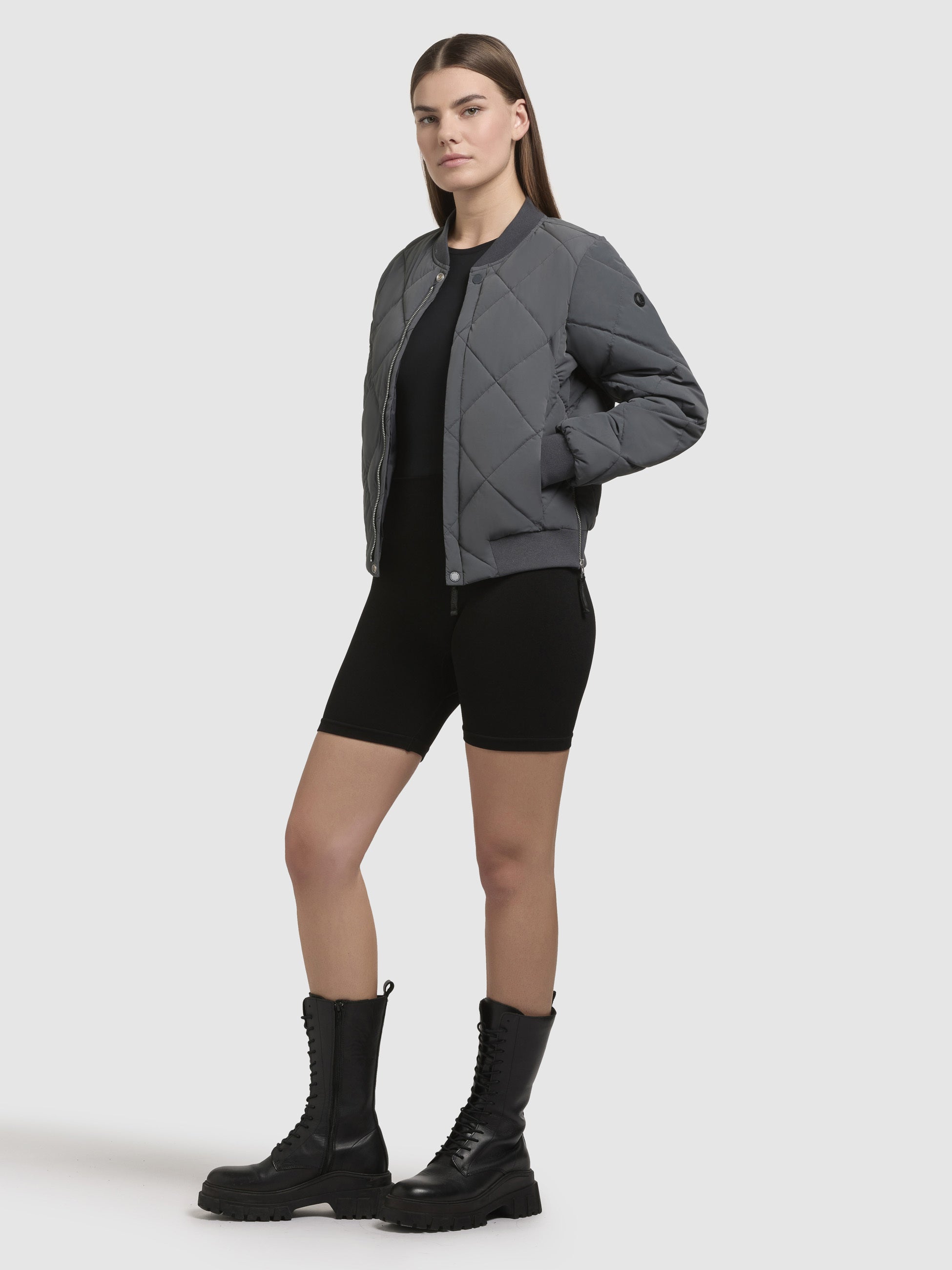 khujo-jacke-ange-blaugrau-damen-sommer-steppjacke-kurz-regular-fit image 2