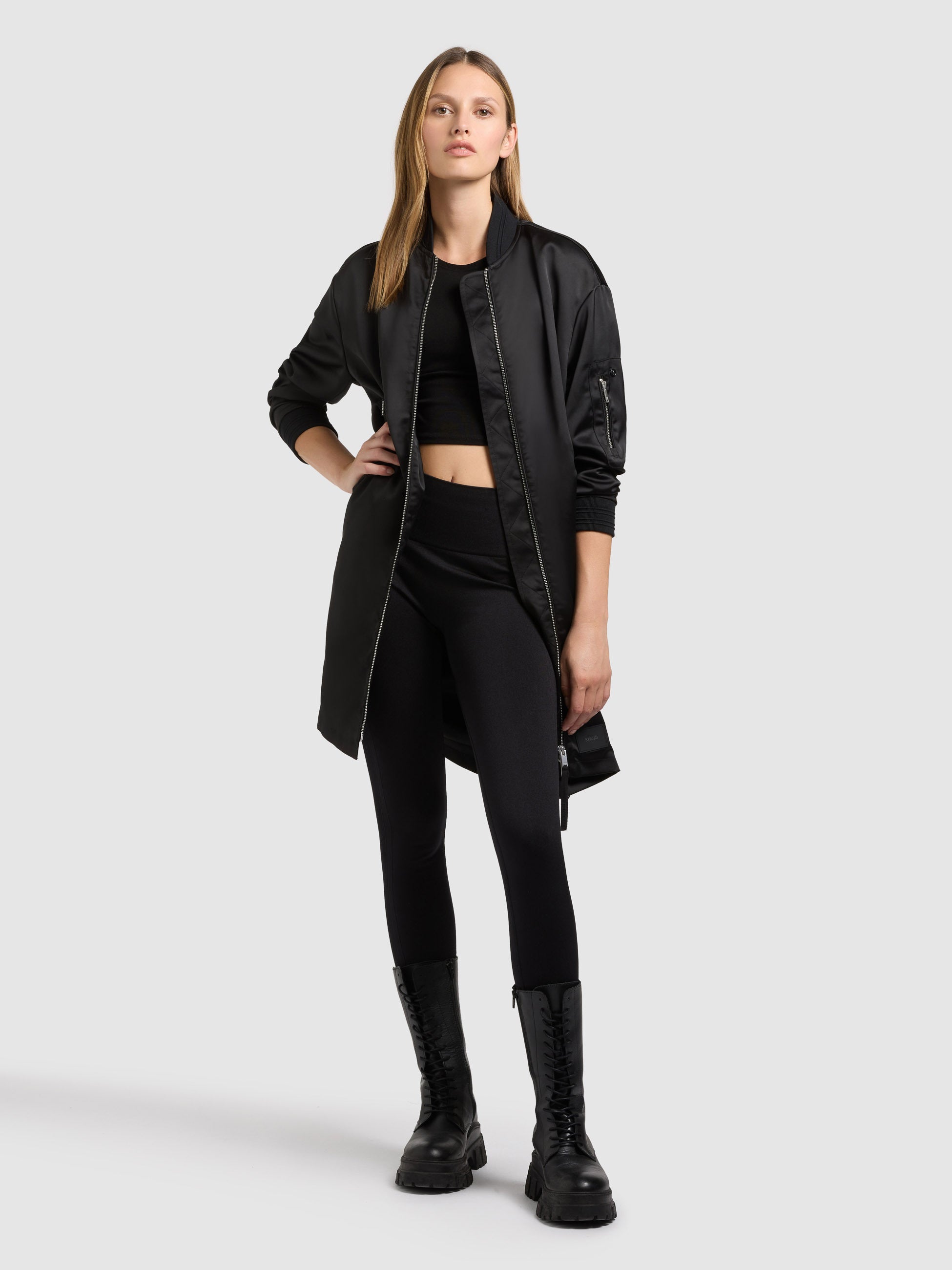 khujo-mantel-tindra-black-damen-blousonmantel-bomber-look image 6