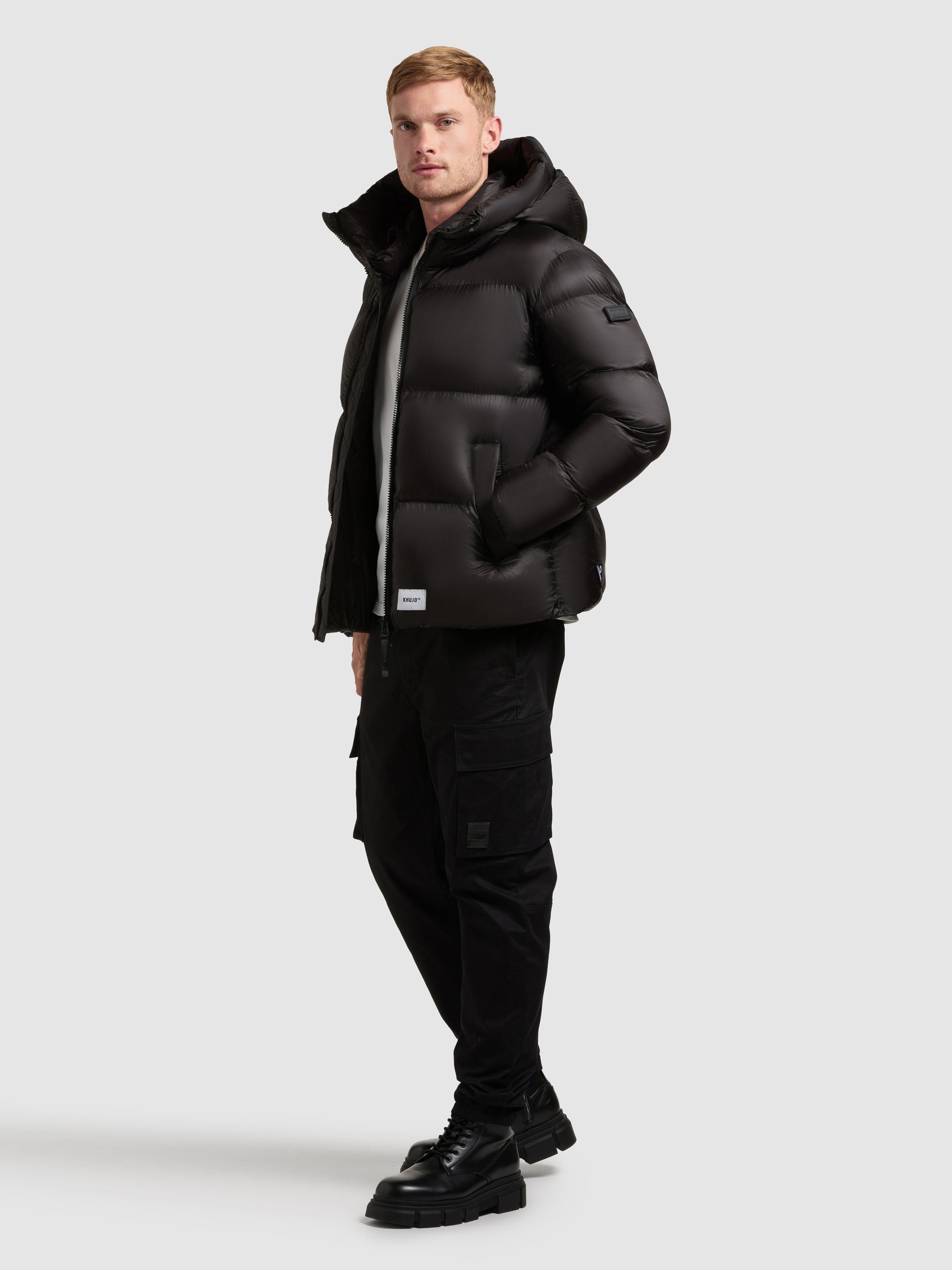 khujo-jacke-dane-black-steppjacke-crinkle-h-ftlang image 2