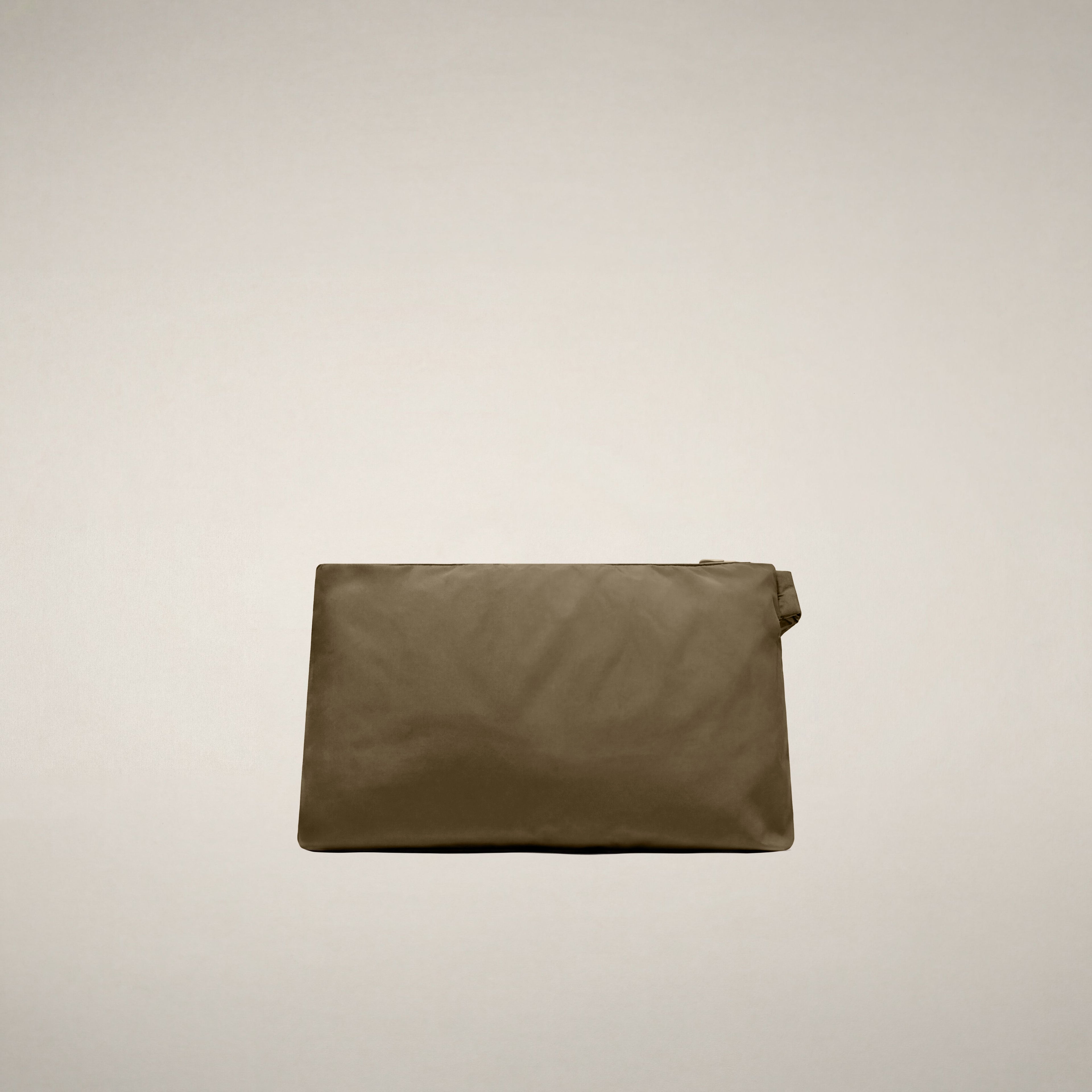 save-the-duck-remy-pochette-unisex-khaki-braun-f-r-tablet-a4 image 2