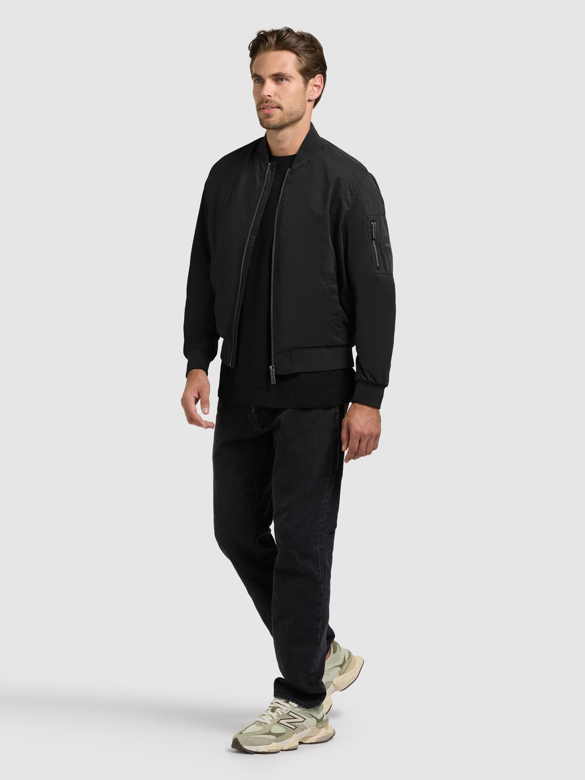 khujo-jacke-tawas-damen-bomberjacke-leicht-black image 6