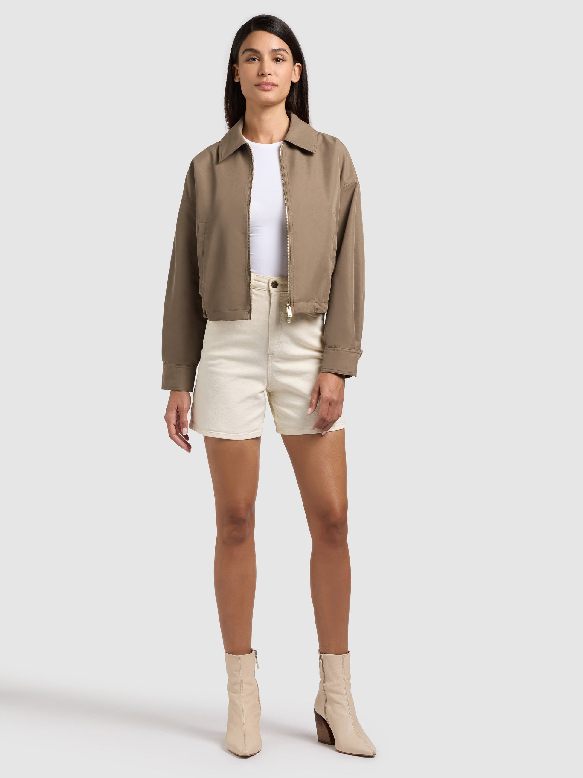 khujo-jacke-tovee-latte-brown-sommer-blouson-damen-cropped image 6