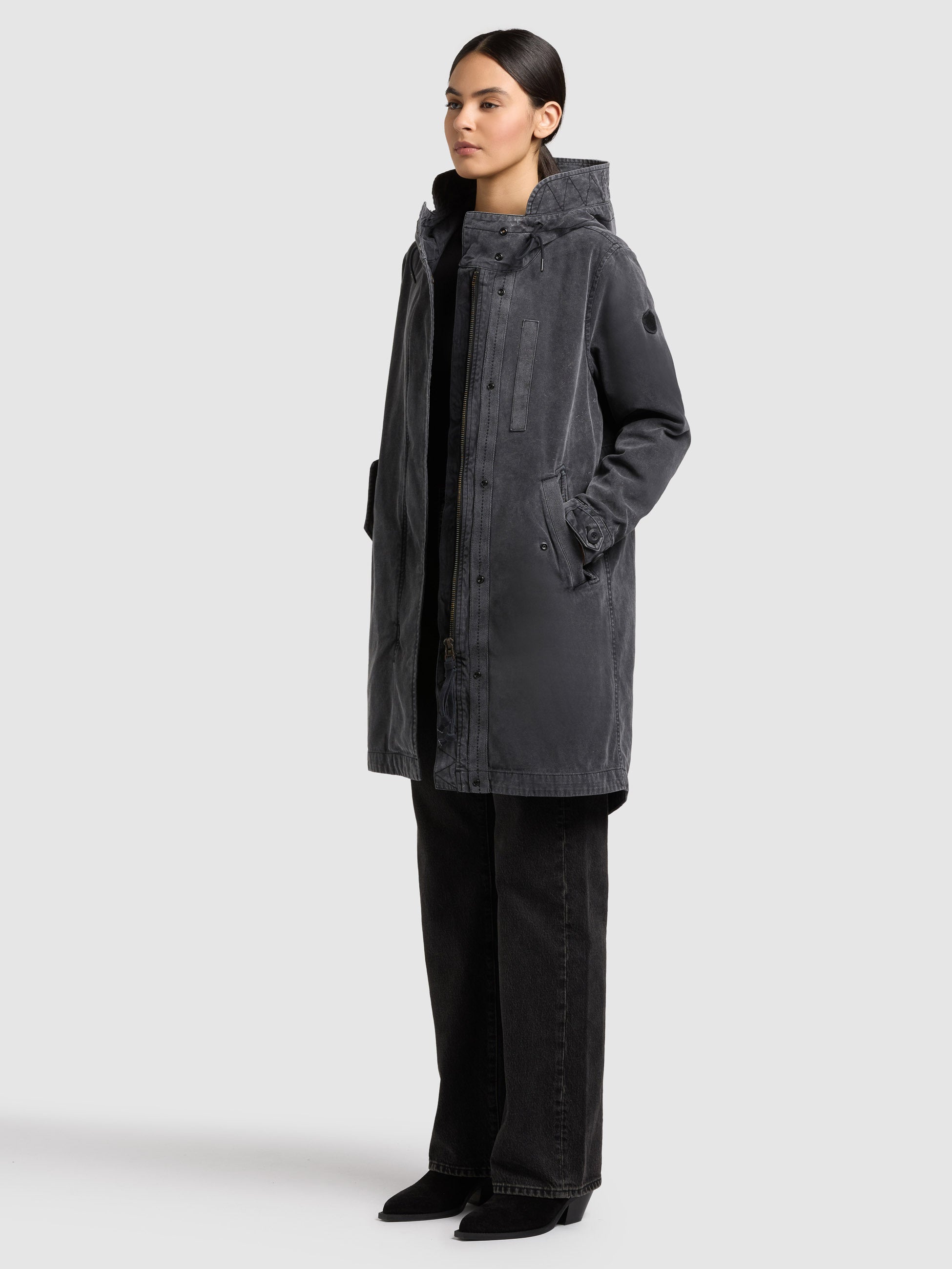 khujo-parka-freya-black-baumwoll-parka-im-vintage-mod-style image 6