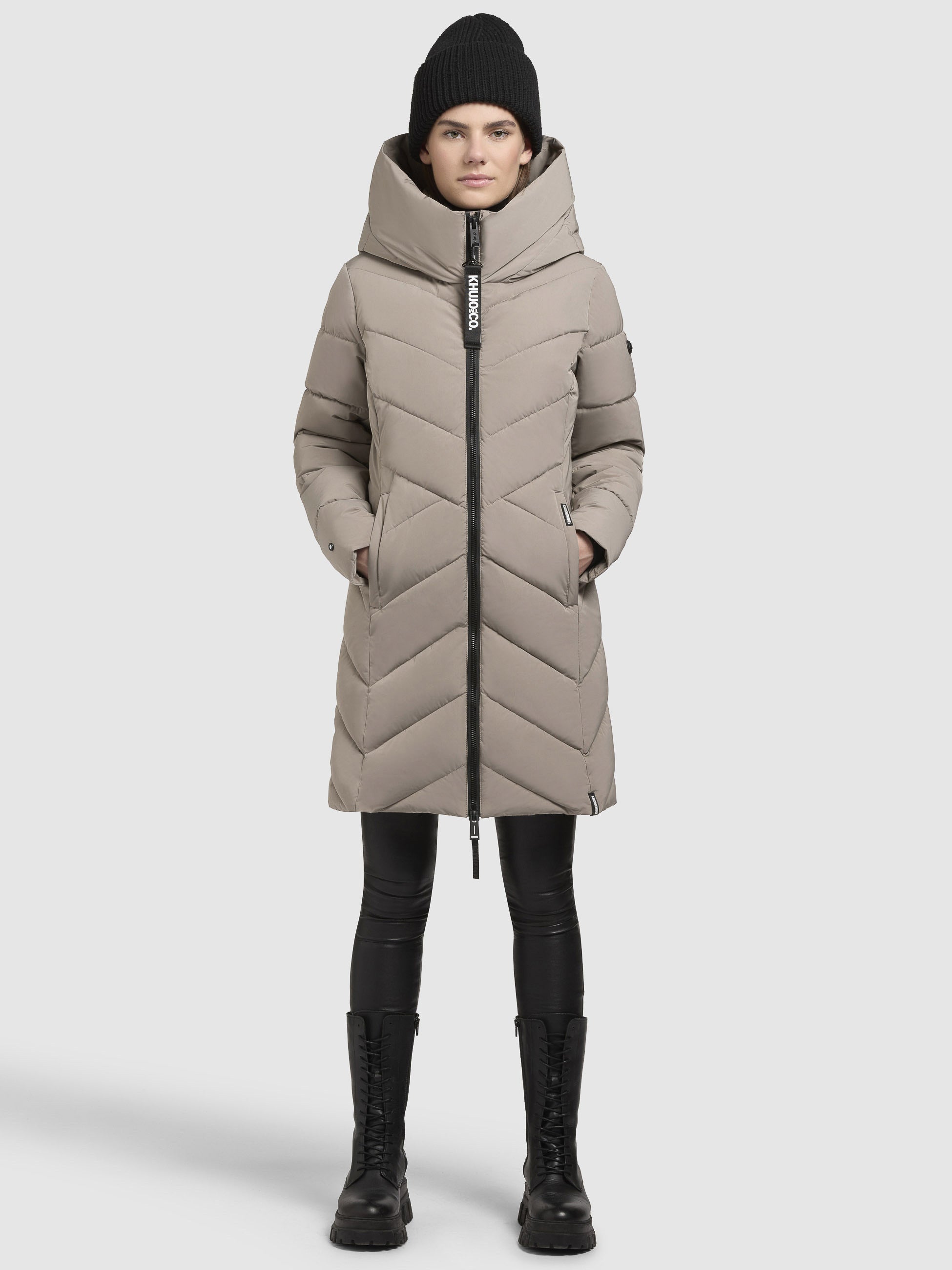 khujo-coat-darka2-gray-beige-damen-steppmantel-mit-kapuze image 1