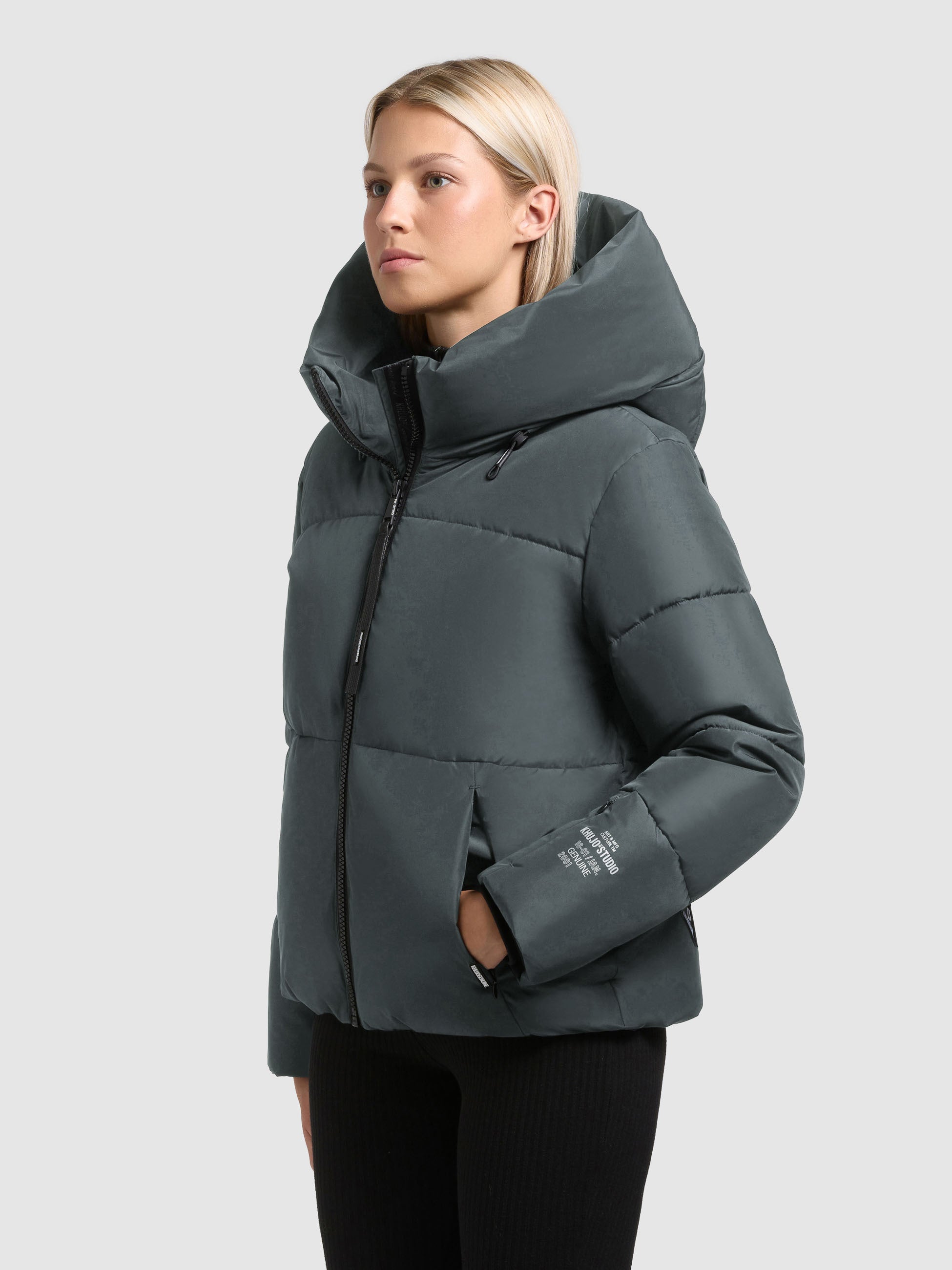 khujo-jacke-audrey-matt-foam-green-damen-winter-steppjacke-loose-fit-mit-kapuze image 5