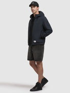khujo-jacke-larm-damen-bergangsjacke-mit-kapuze-in-dunkelblau image 2