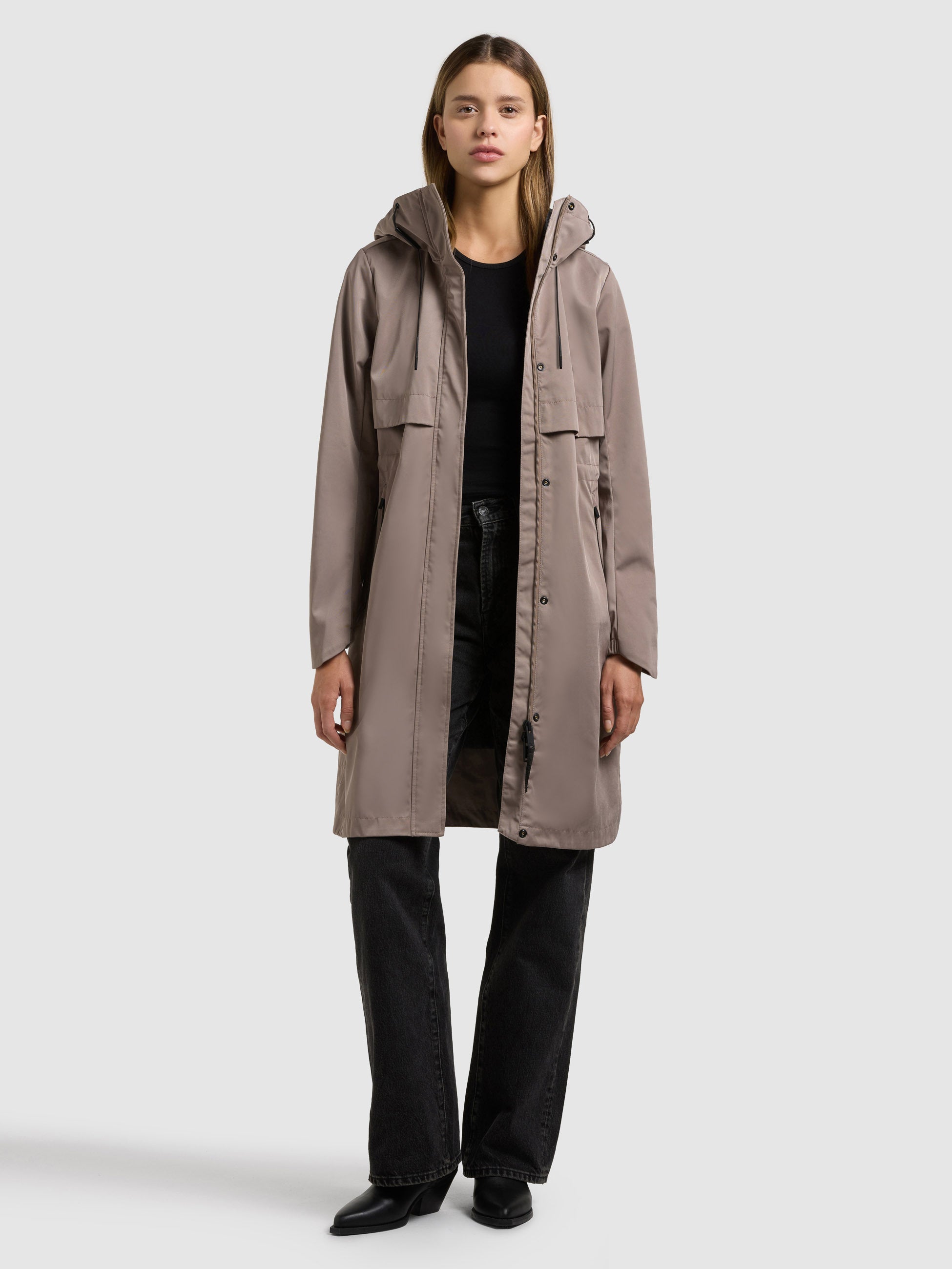 khujo-mantel-manao2-latte-brown-sommerparka-bergangsmantel-damen image 2