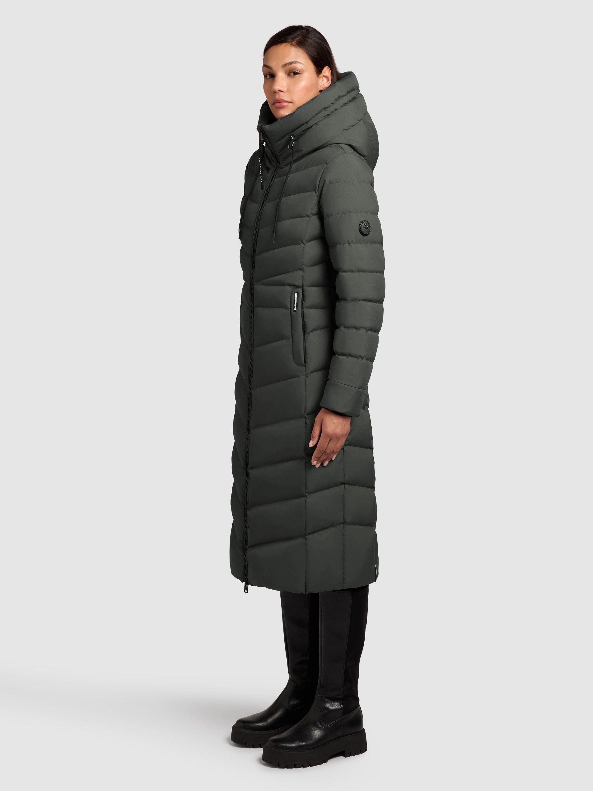 khujo-mantel-ingram4-foam-green-taillierter-damen-steppmantel-knielang image 5