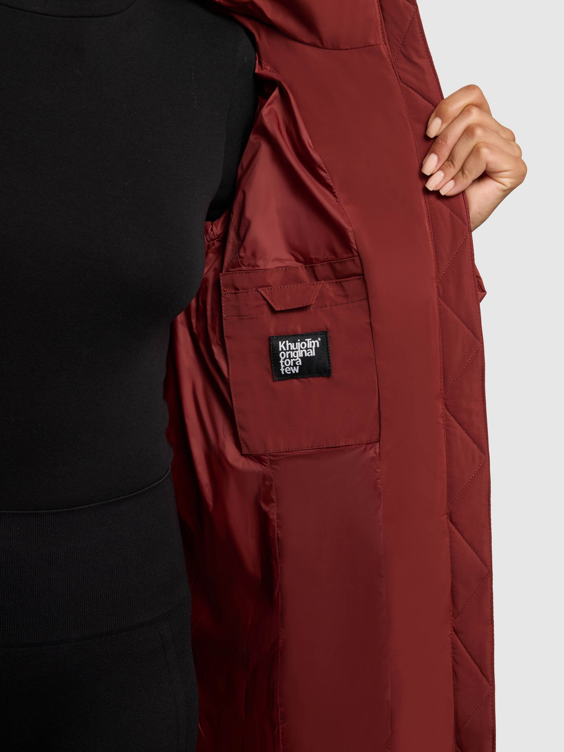 khujo-darka2-damen-steppmantel-dark-red-regular-fit-mit-kapuze image 8