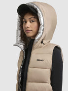 khujo-rina-steppweste-beige-kurz-mit-kapuze image 7