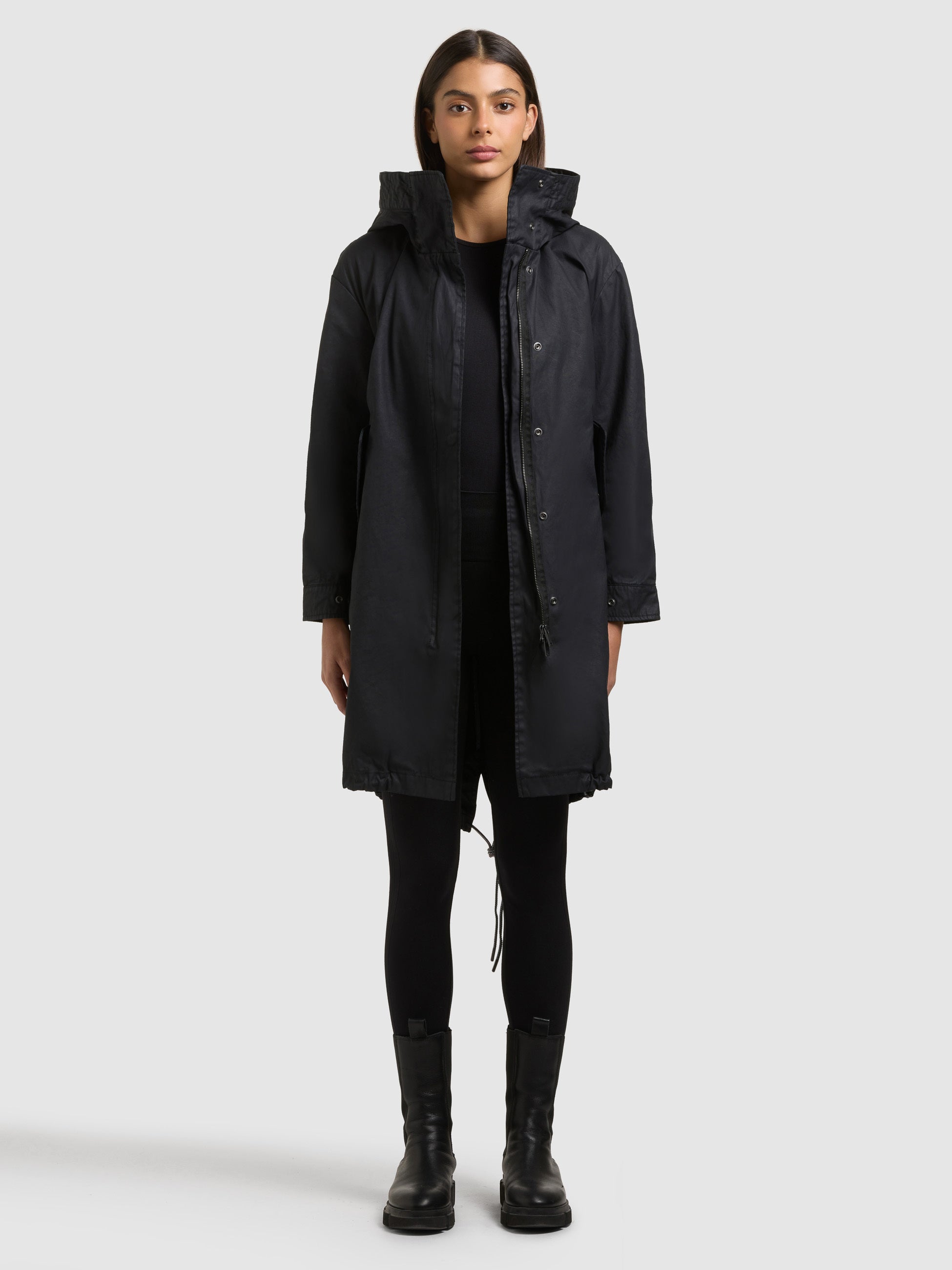 khujo-nele-damen-mantel-black-aus-gewachster-baumwolle image 2