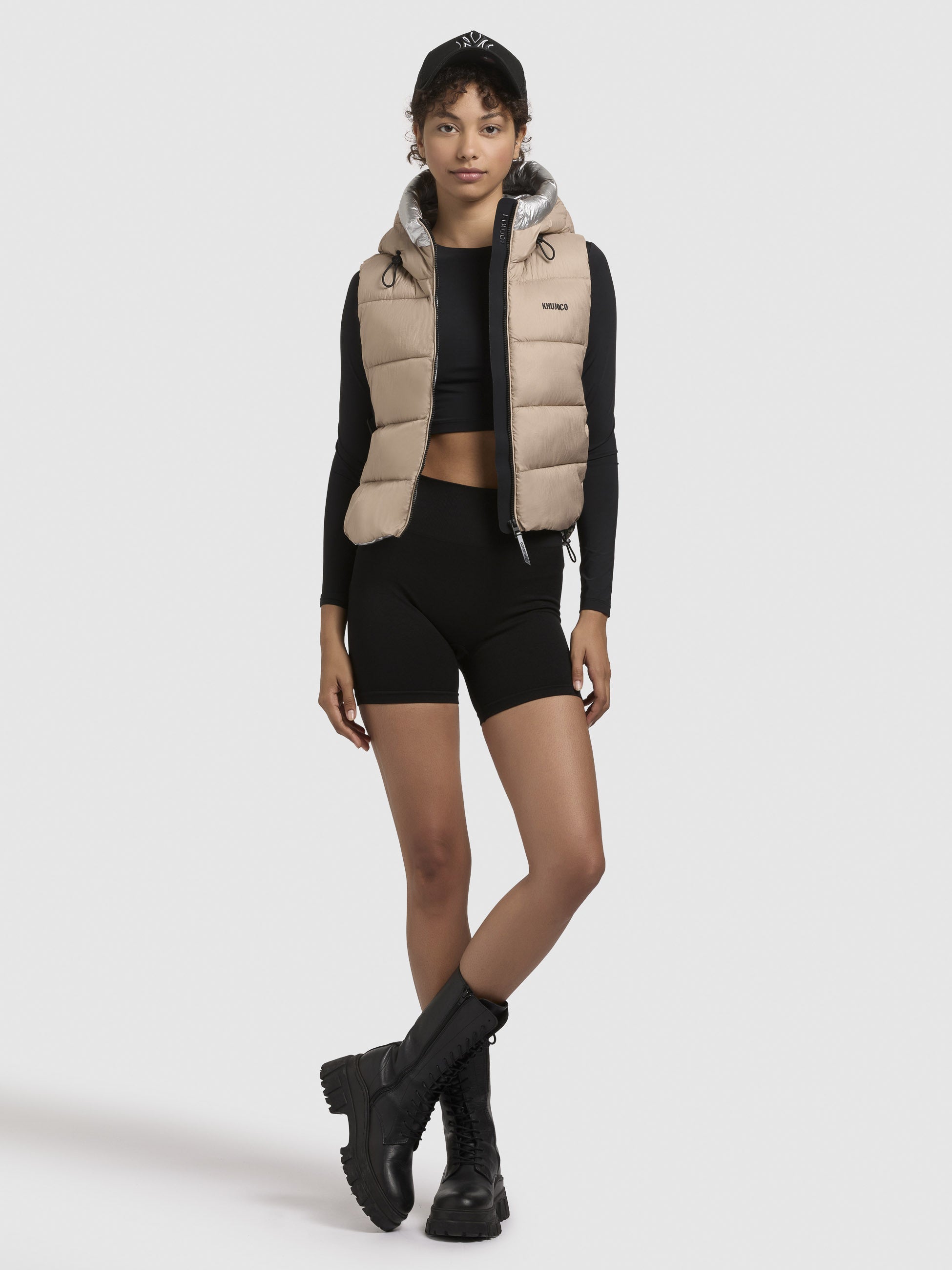 khujo-rina-damen-weste-beige-kurze-steppweste-mit-kapuze image 2